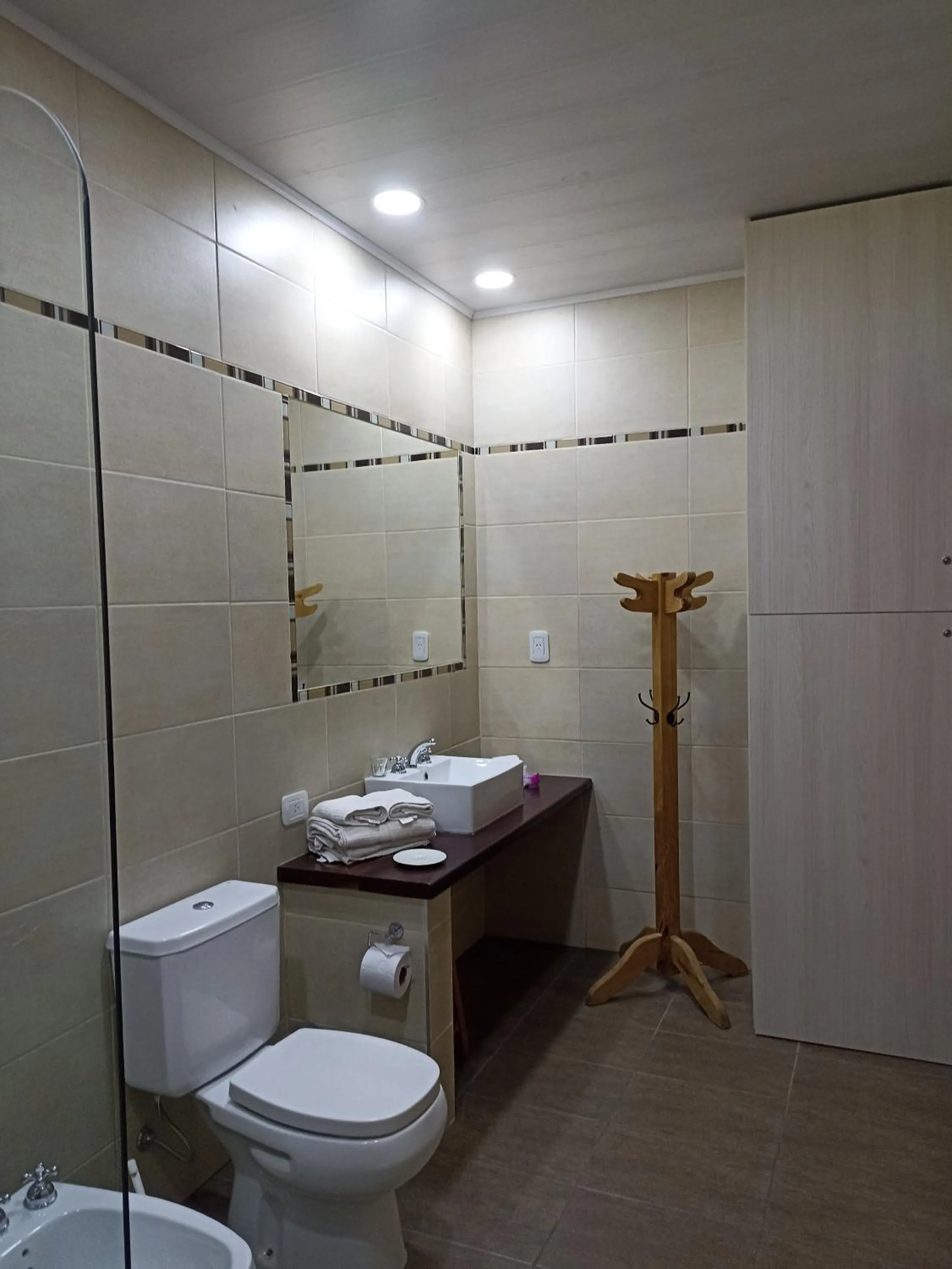 Shower in Posada Cavieres Wine Farm