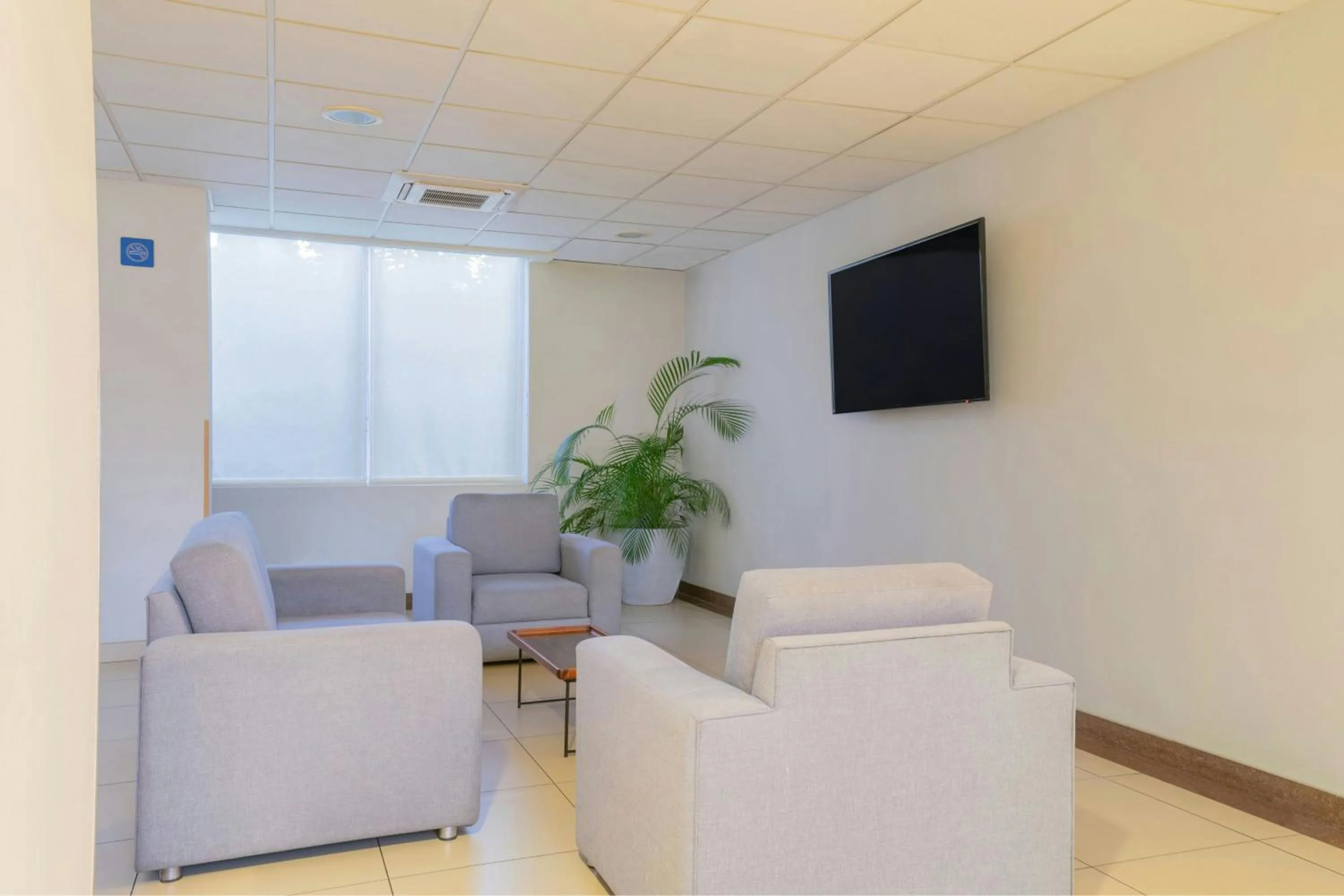 Living room in City Express by Marriott Culiacan