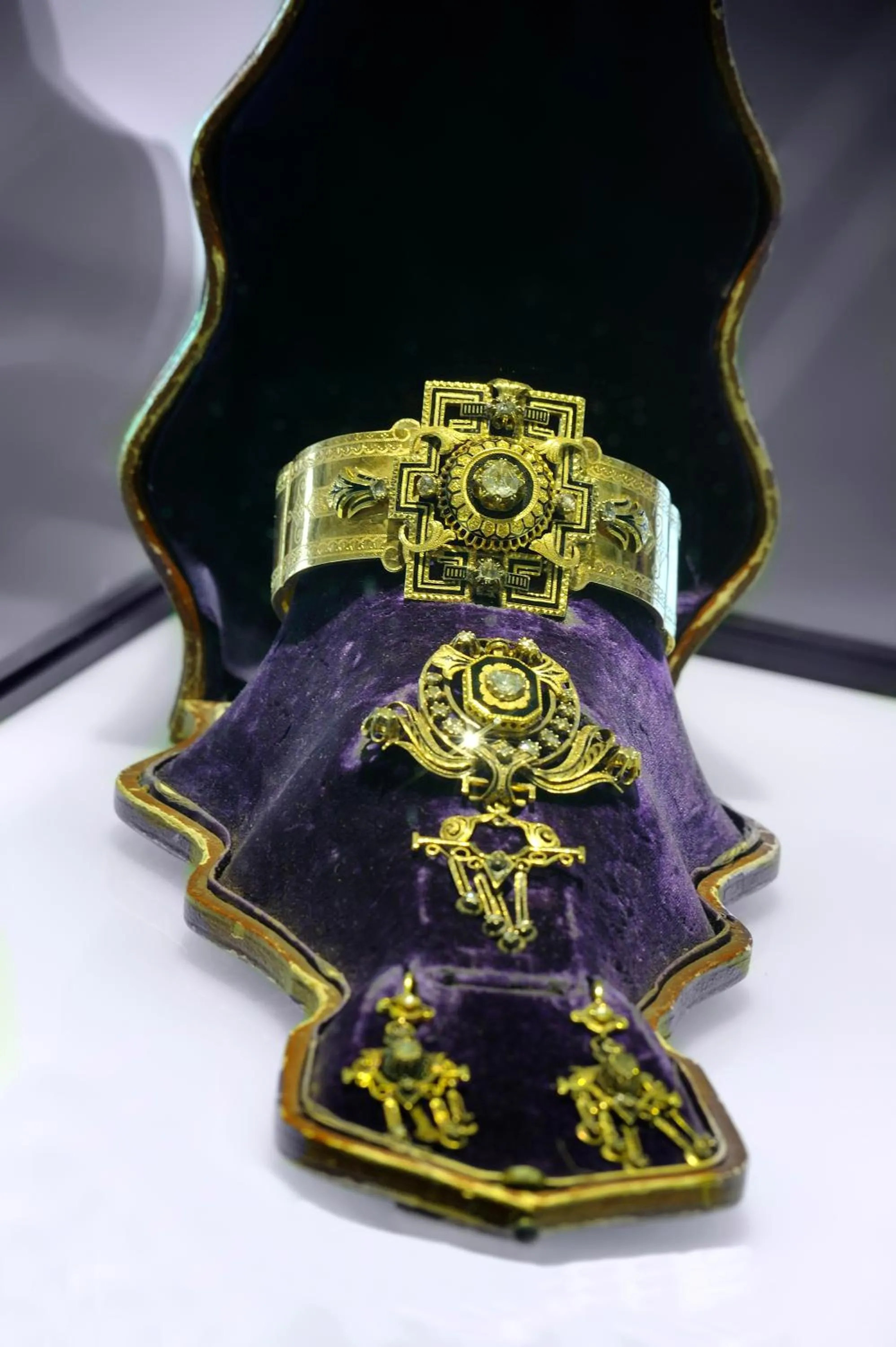 On-site shops in Hotel Bagués, a Small Luxury Hotel of the World