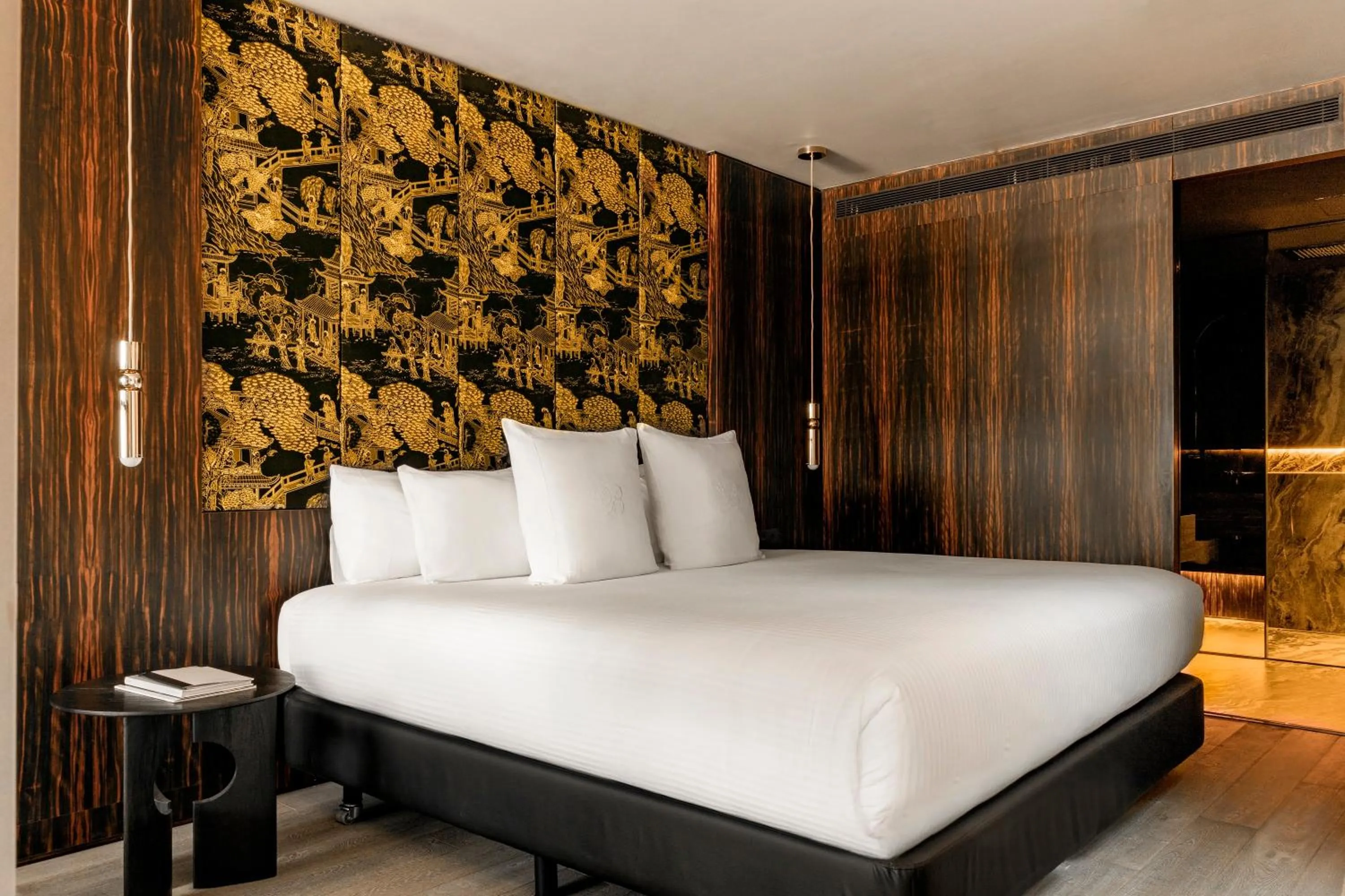 Bedroom, Bed in Hotel Bagués, a Small Luxury Hotel of the World