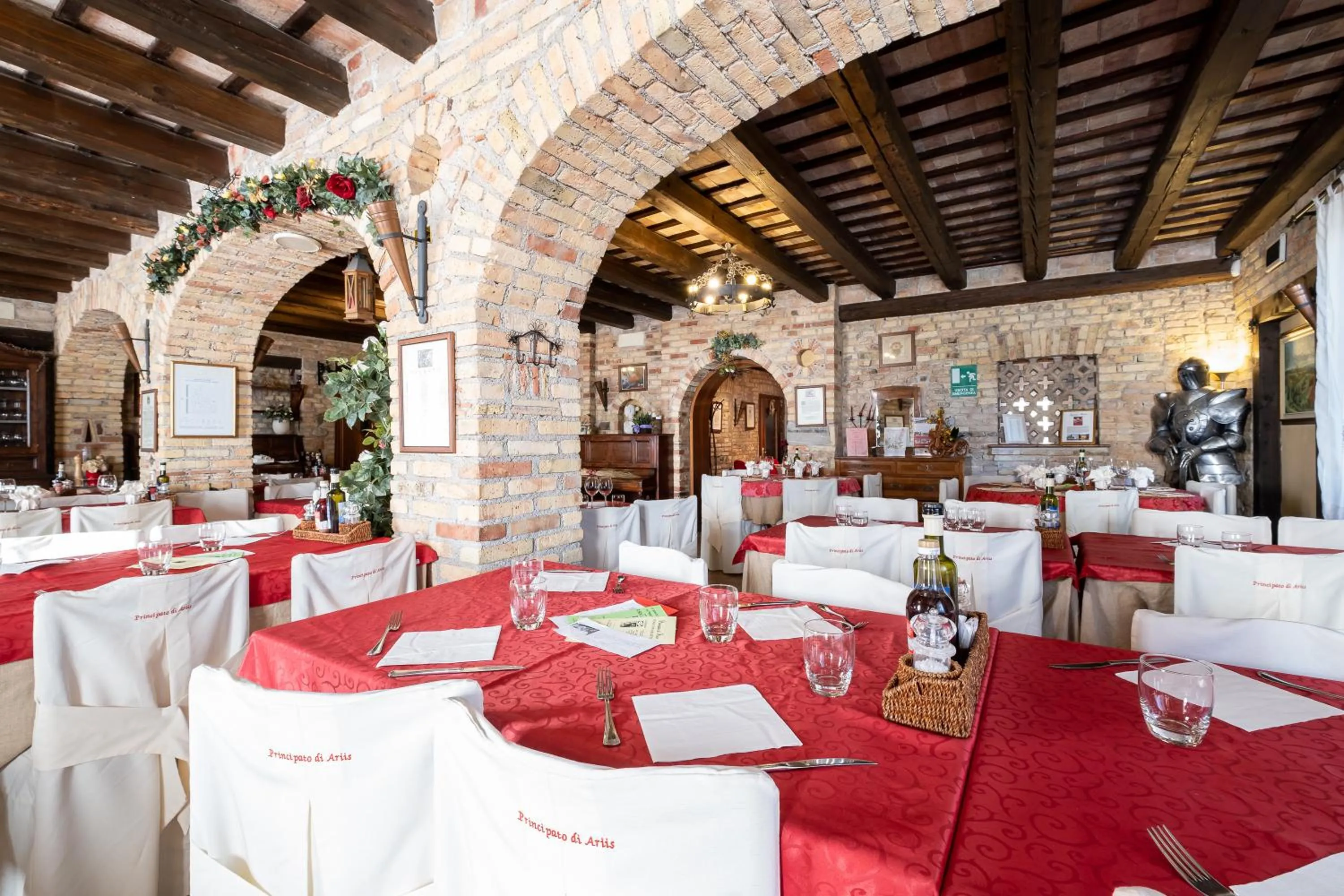 Restaurant/places to eat in Principato Di Ariis Hotel 3 stelle Room Only