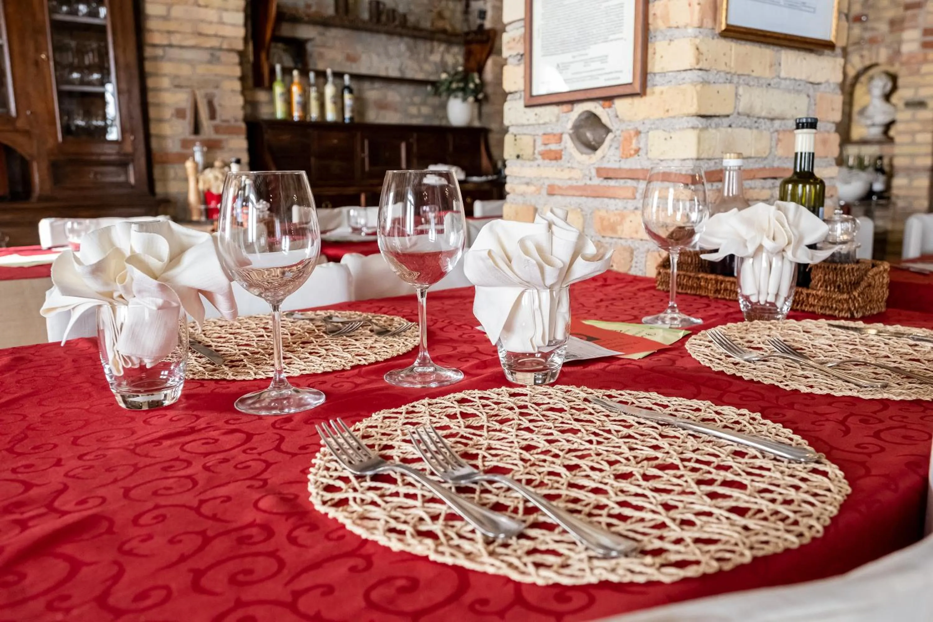 Restaurant/places to eat in Principato Di Ariis Hotel 3 stelle Room Only