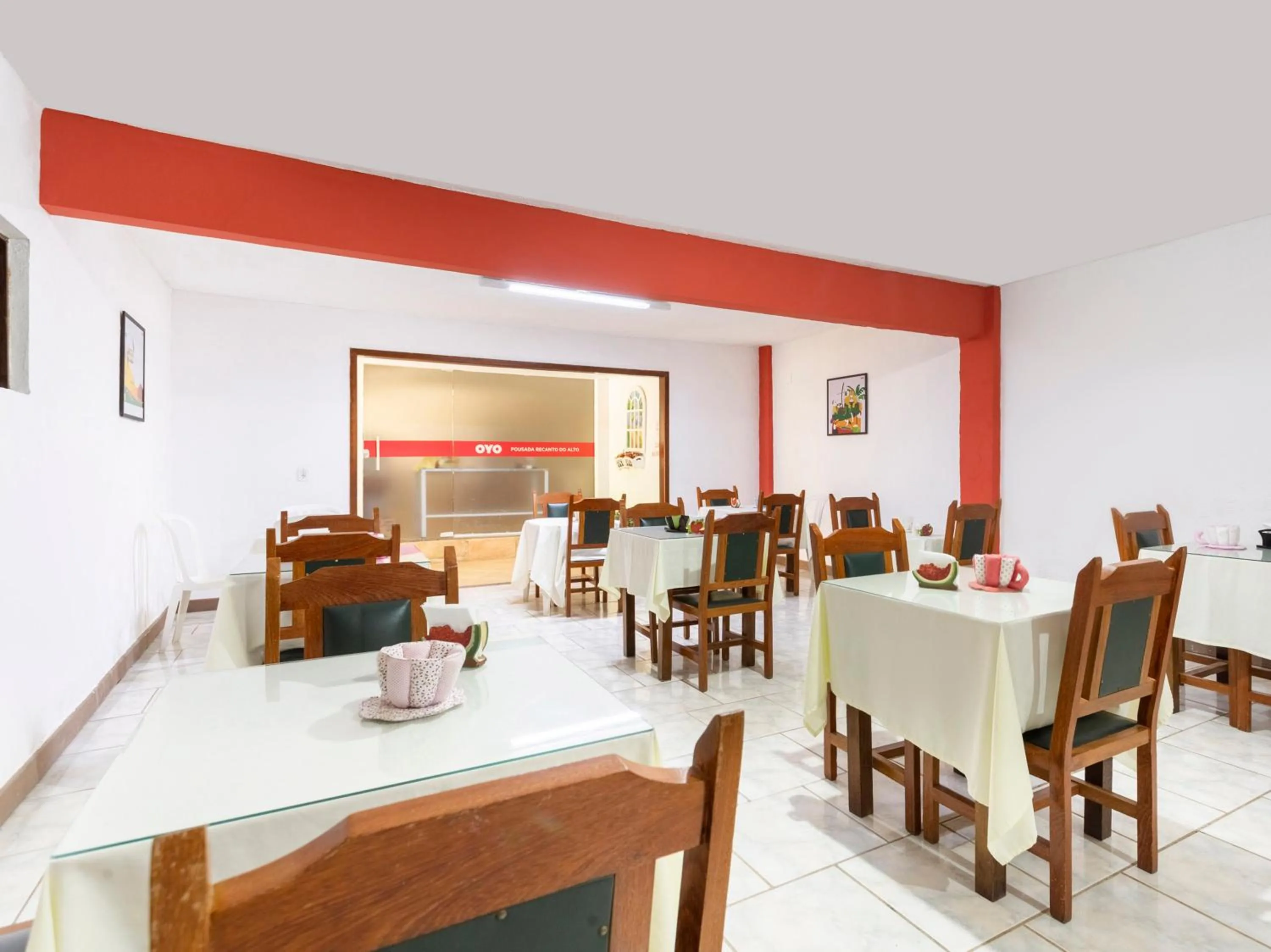 Restaurant/places to eat in OYO Hotel Recanto Do Alto, Teresópolis