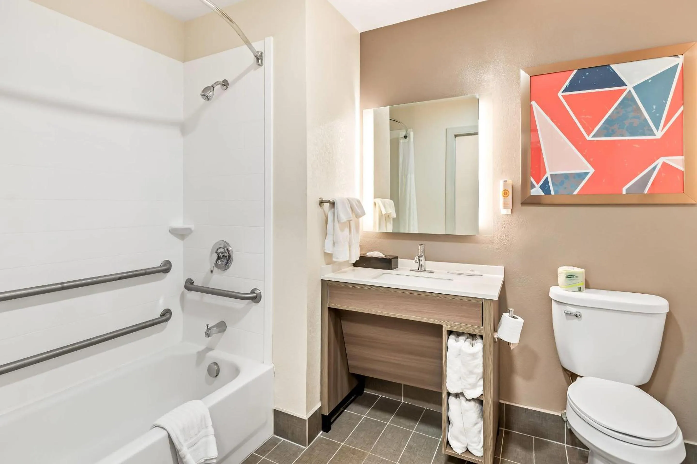 Bedroom in Comfort Inn Emporia