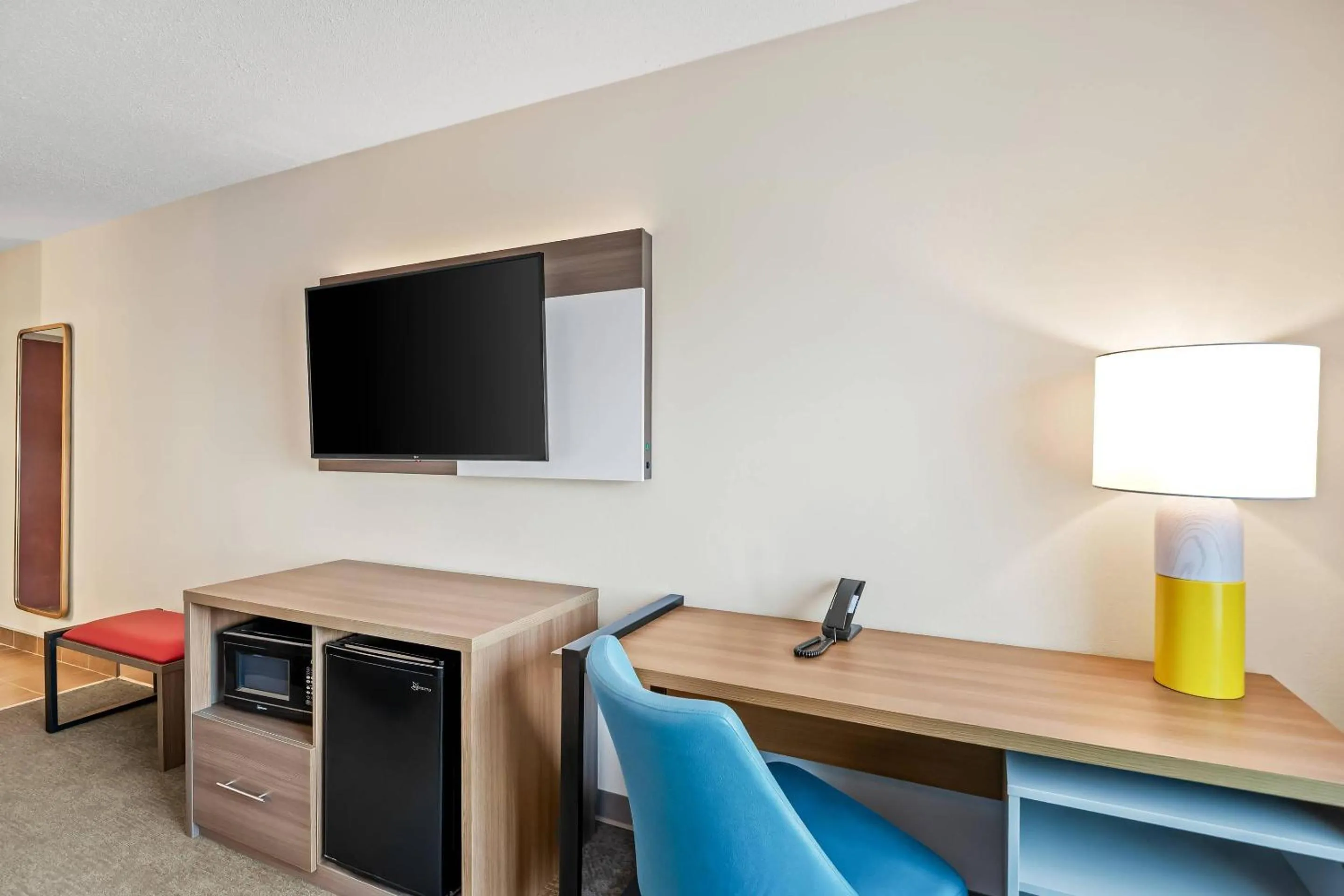 Bedroom in Comfort Inn Emporia