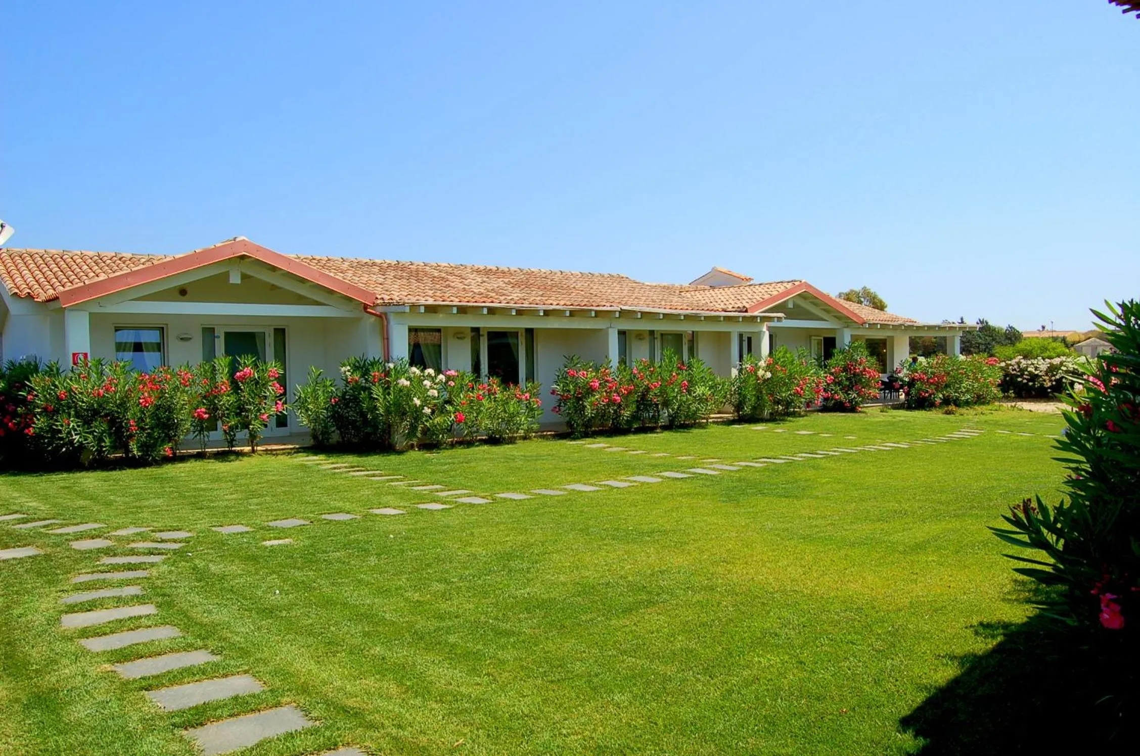 Facade/entrance in Hotel Budoni Beach