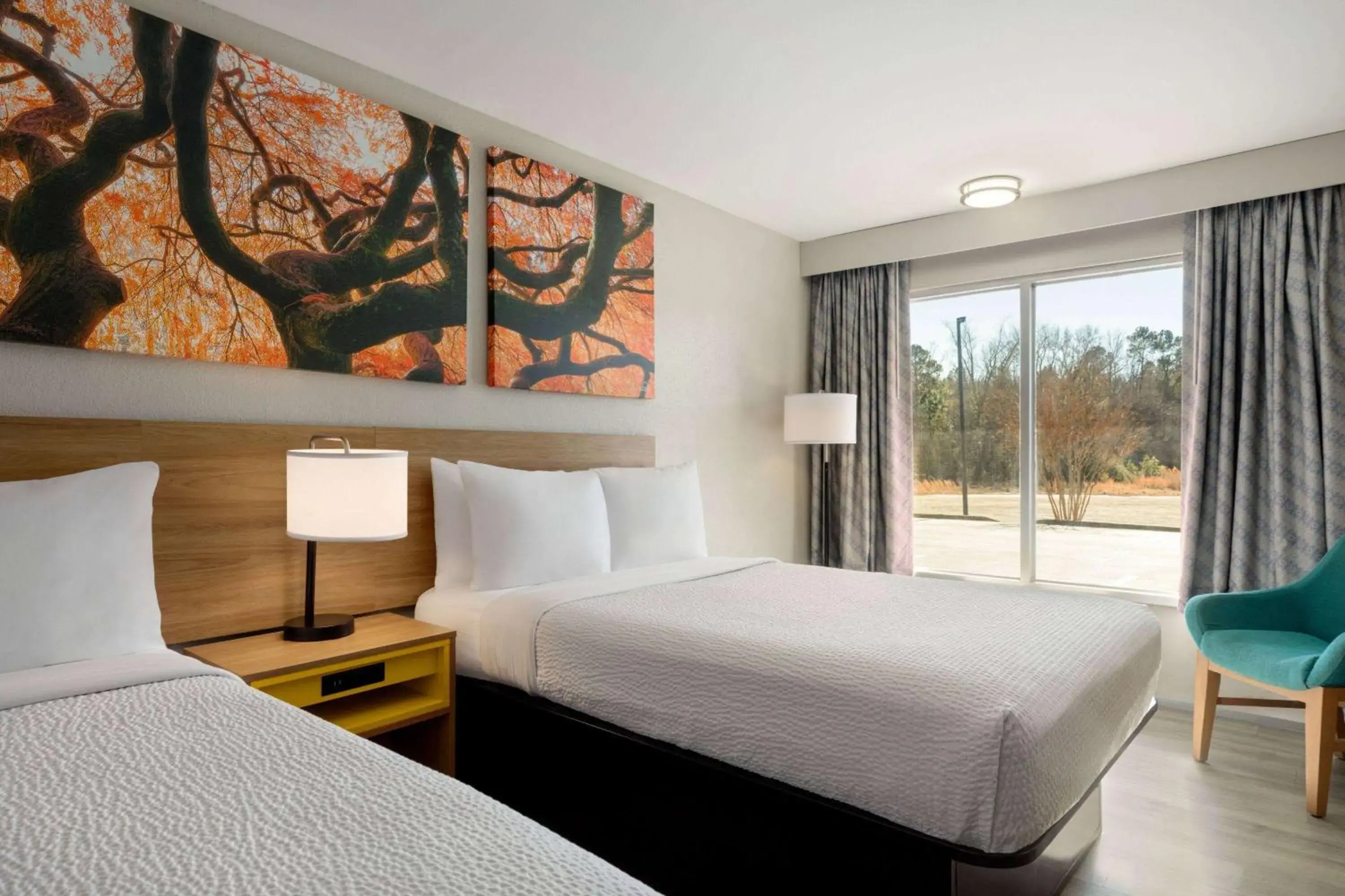 Deluxe Double Room with Two Double Beds - Smoking in Days Inn by Wyndham Emporia Deluxe Double Room with Two Double Beds - Smoking in Days Inn by Wyndham Emporia