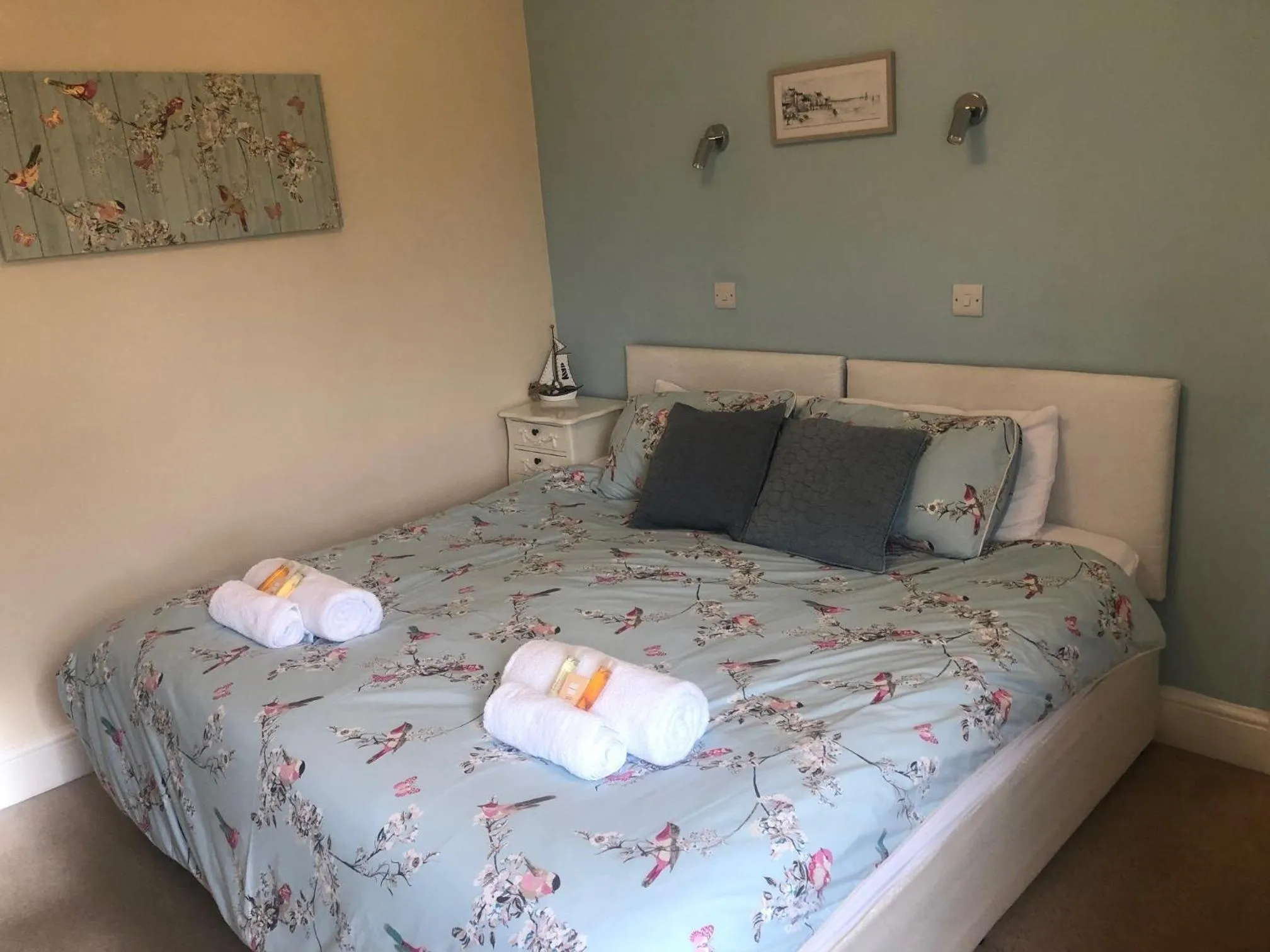 Bedroom in Wayfarer Inn