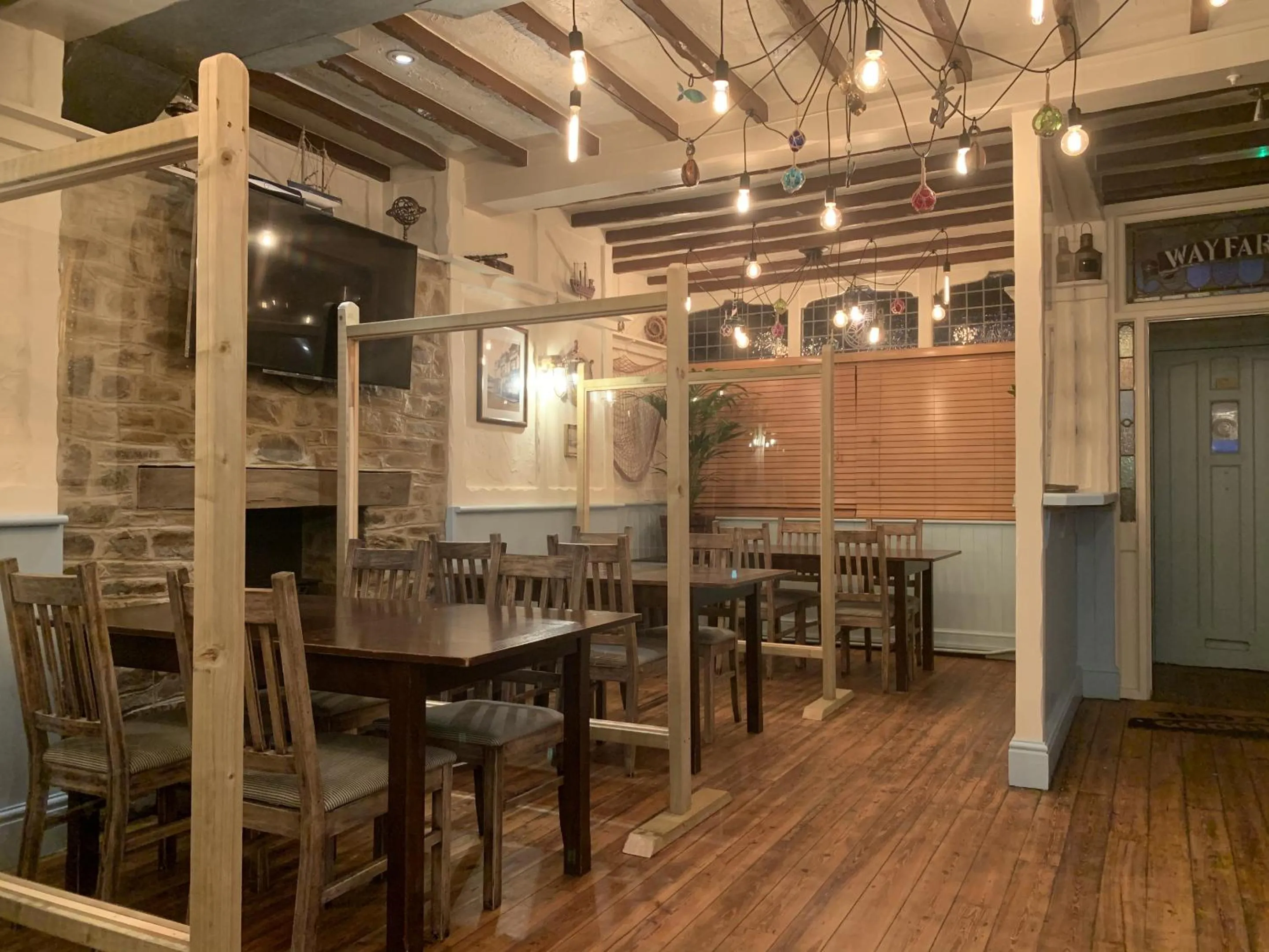 Lounge or bar in Wayfarer Inn