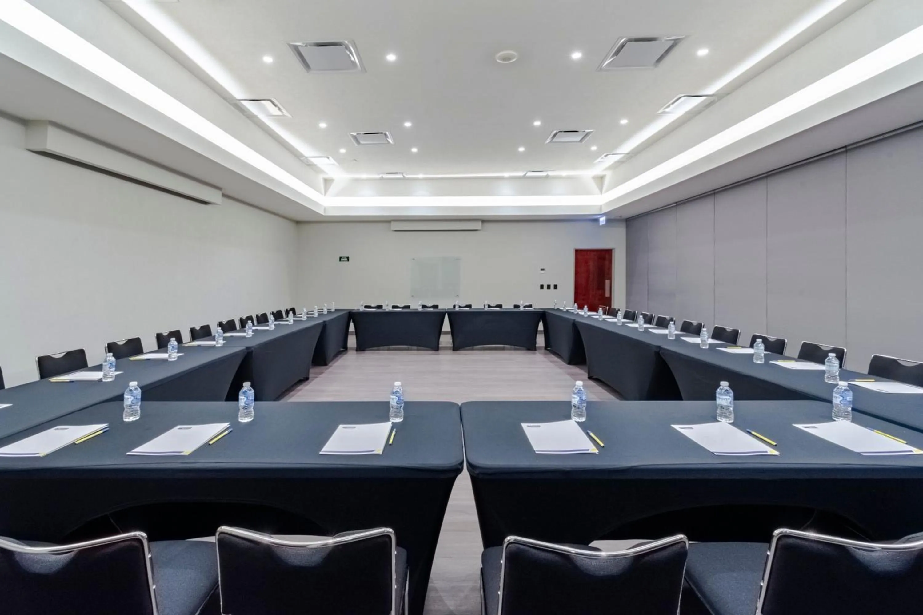 Meeting/conference room in City Express by Marriott Hermosillo