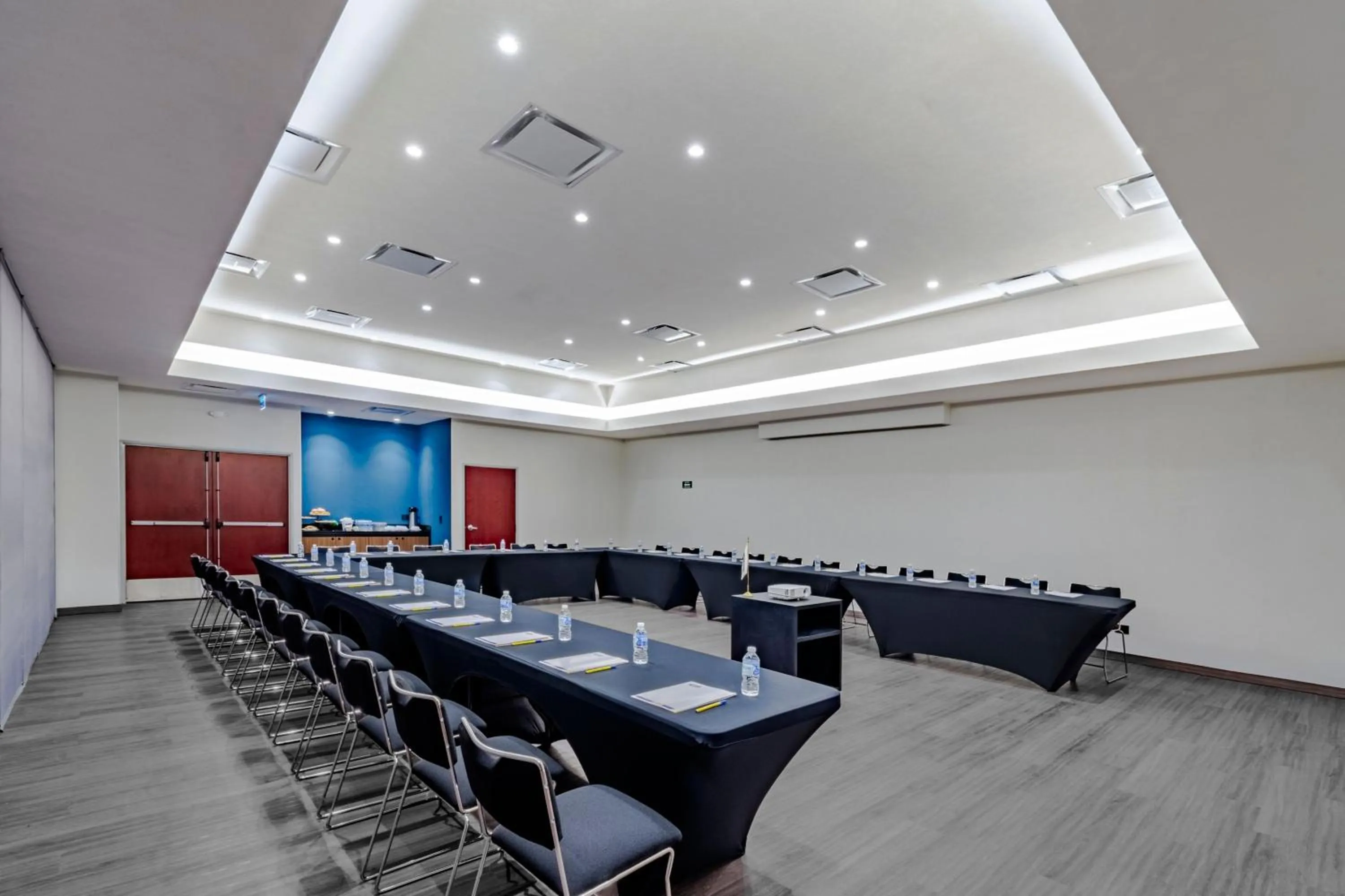 Meeting/conference room in City Express by Marriott Hermosillo