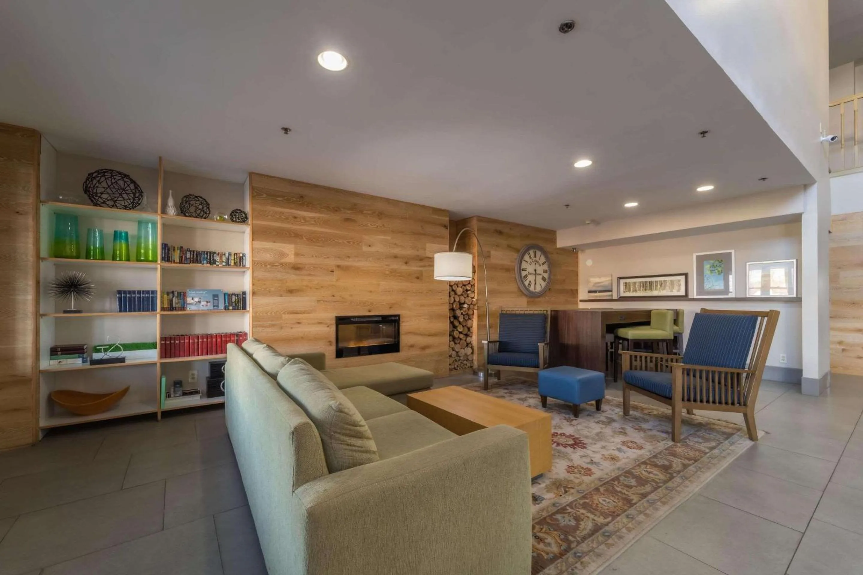 Lobby or reception in Country Inn & Suites by Radisson, Richmond I-95 South, VA