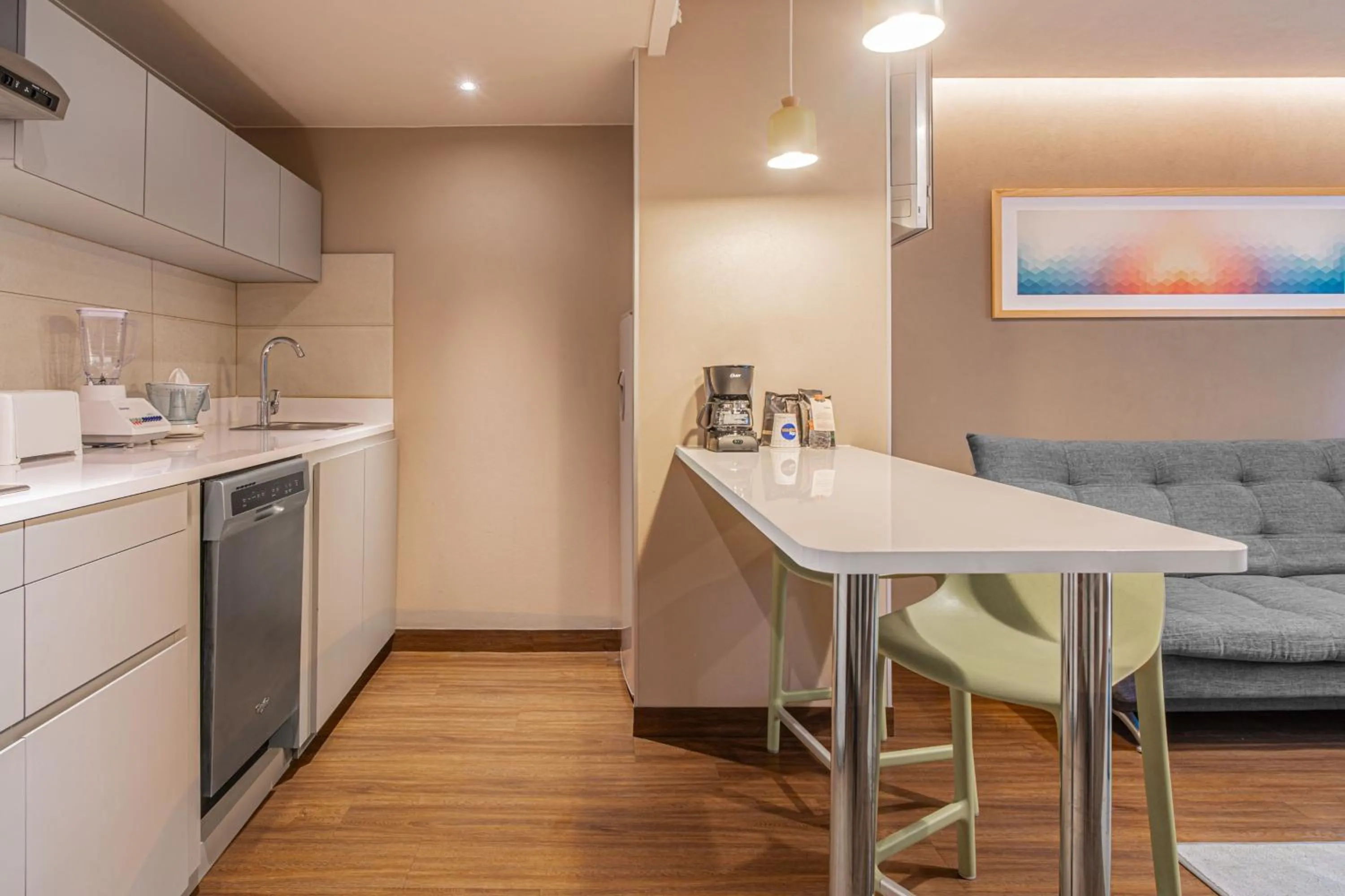 Photo of the whole room in City Express Suites by Marriott Queretaro