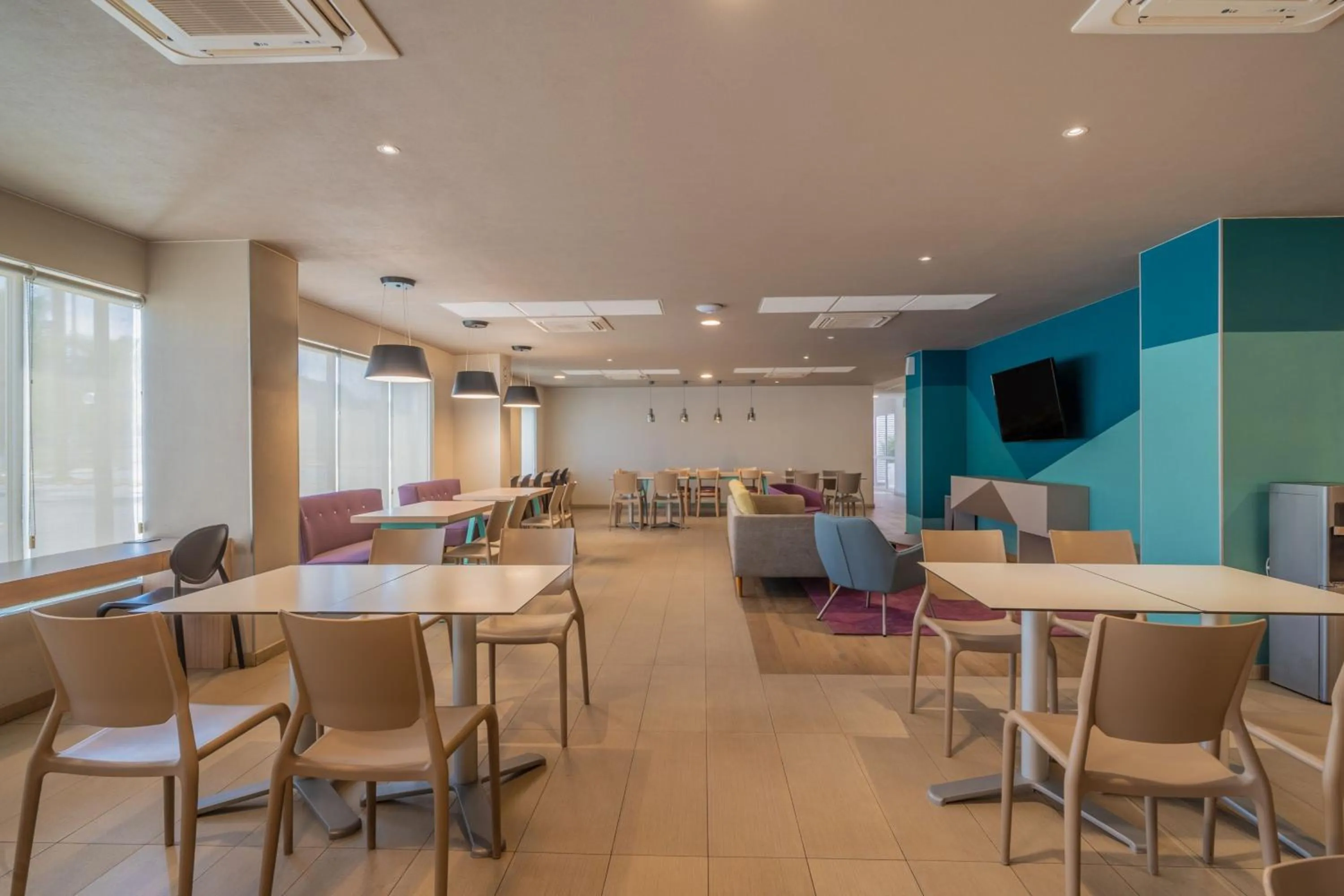 Breakfast in City Express Suites by Marriott Queretaro