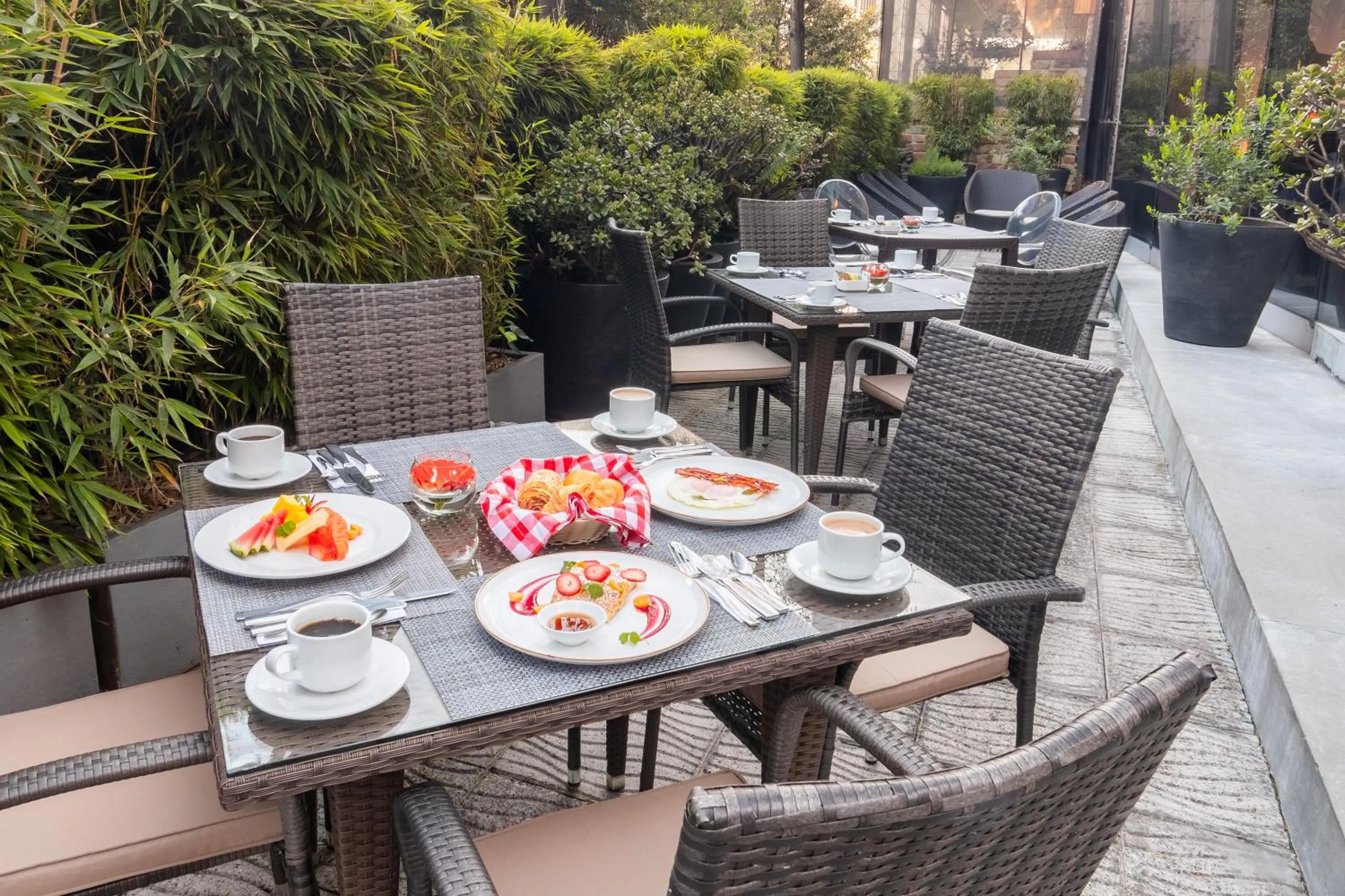 Patio in GHL Collection 93