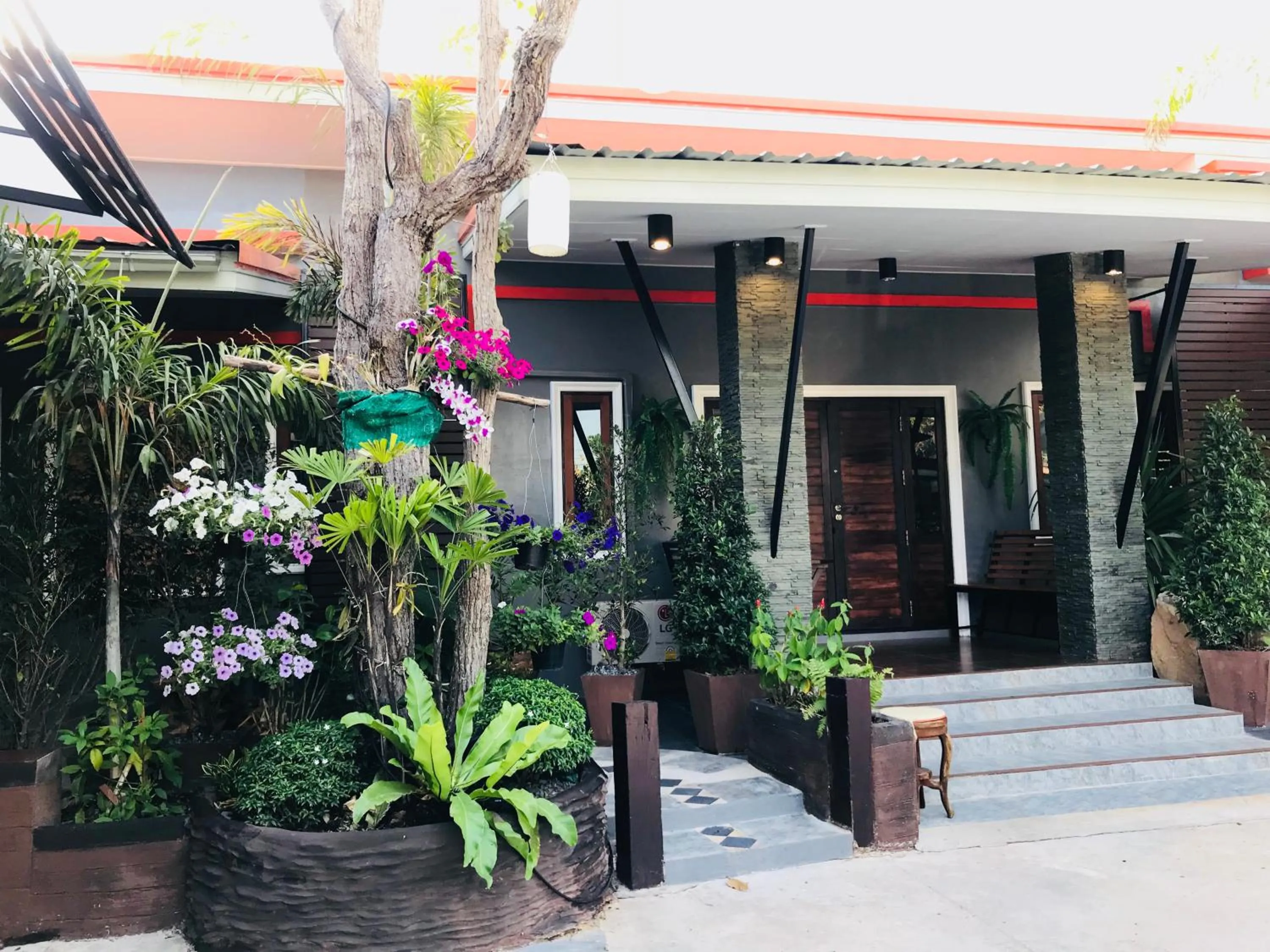 Khum Lanna Boutique Hotel
