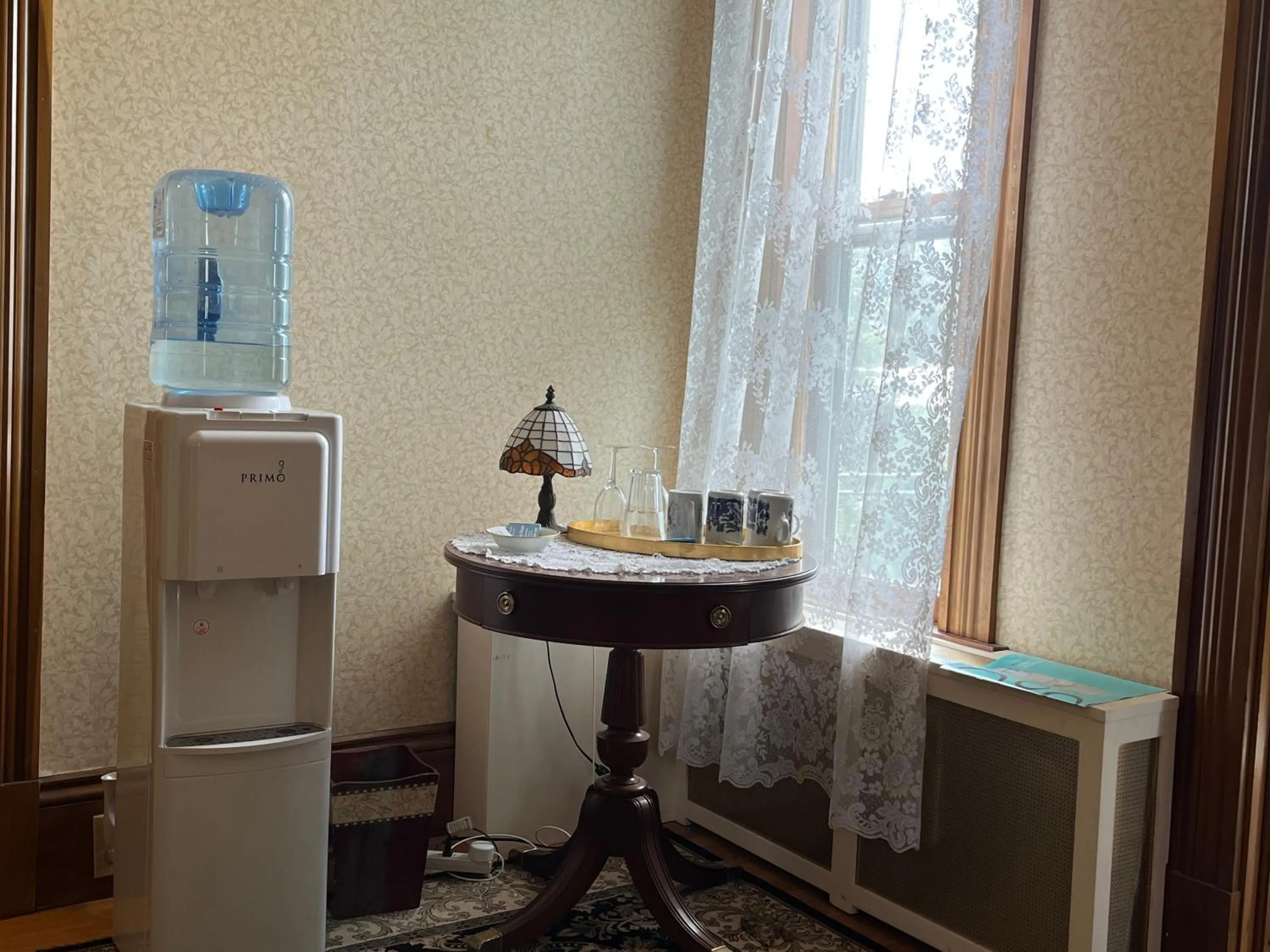 Kitchen or kitchenette in Cheney House Bed & Breakfast