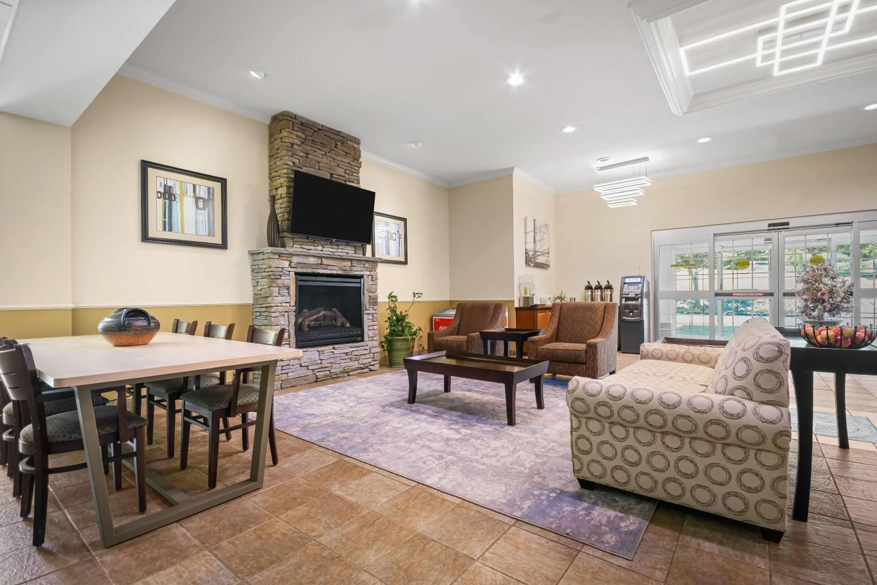 Lobby or reception in La Quinta by Wyndham Stonington-Mystic Area