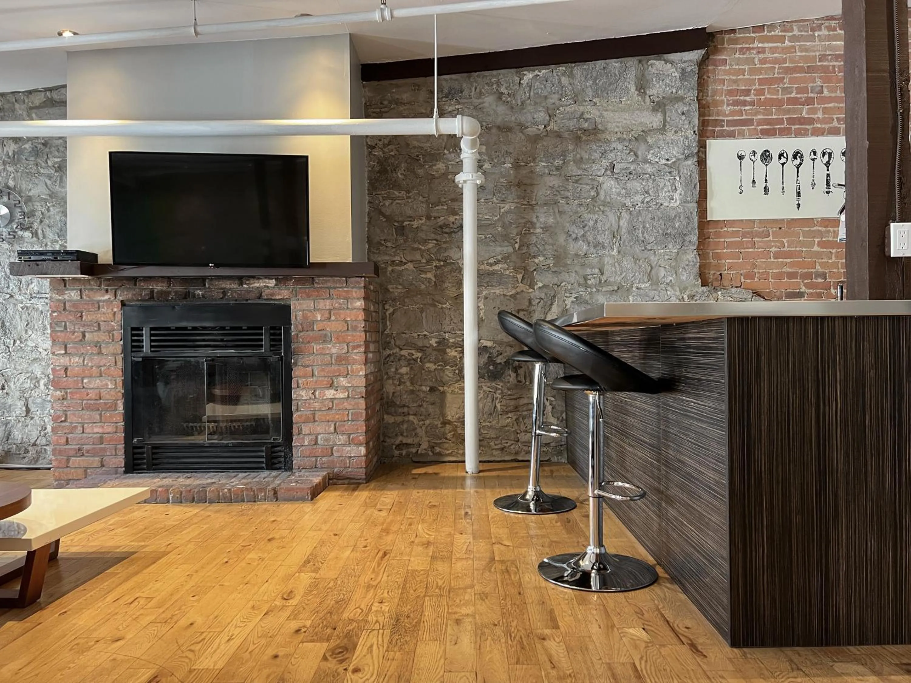 Kitchen or kitchenette in Lofts du Vieux-Port by Gray Collection