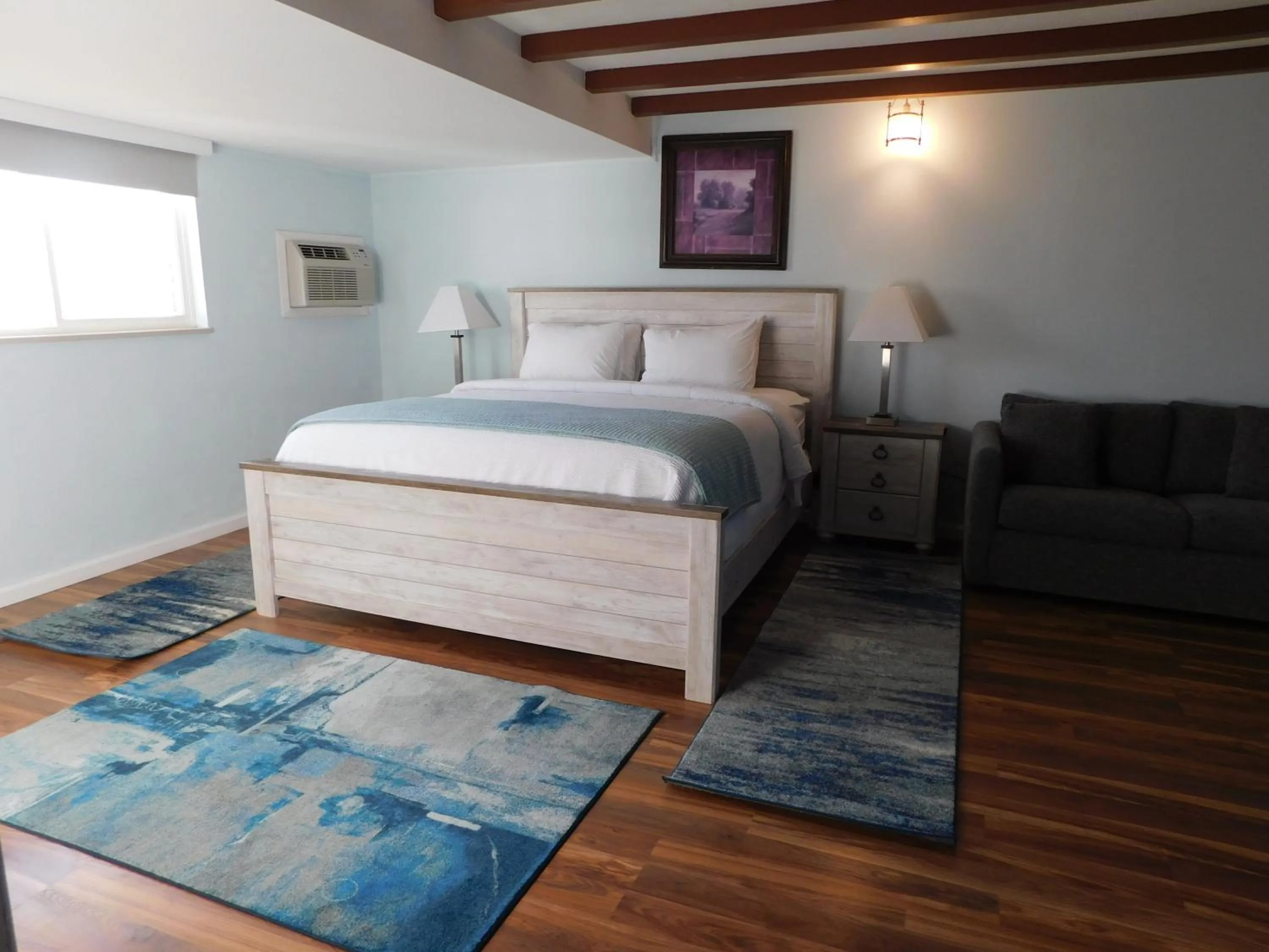 Bed in Silver Ridge Lodge