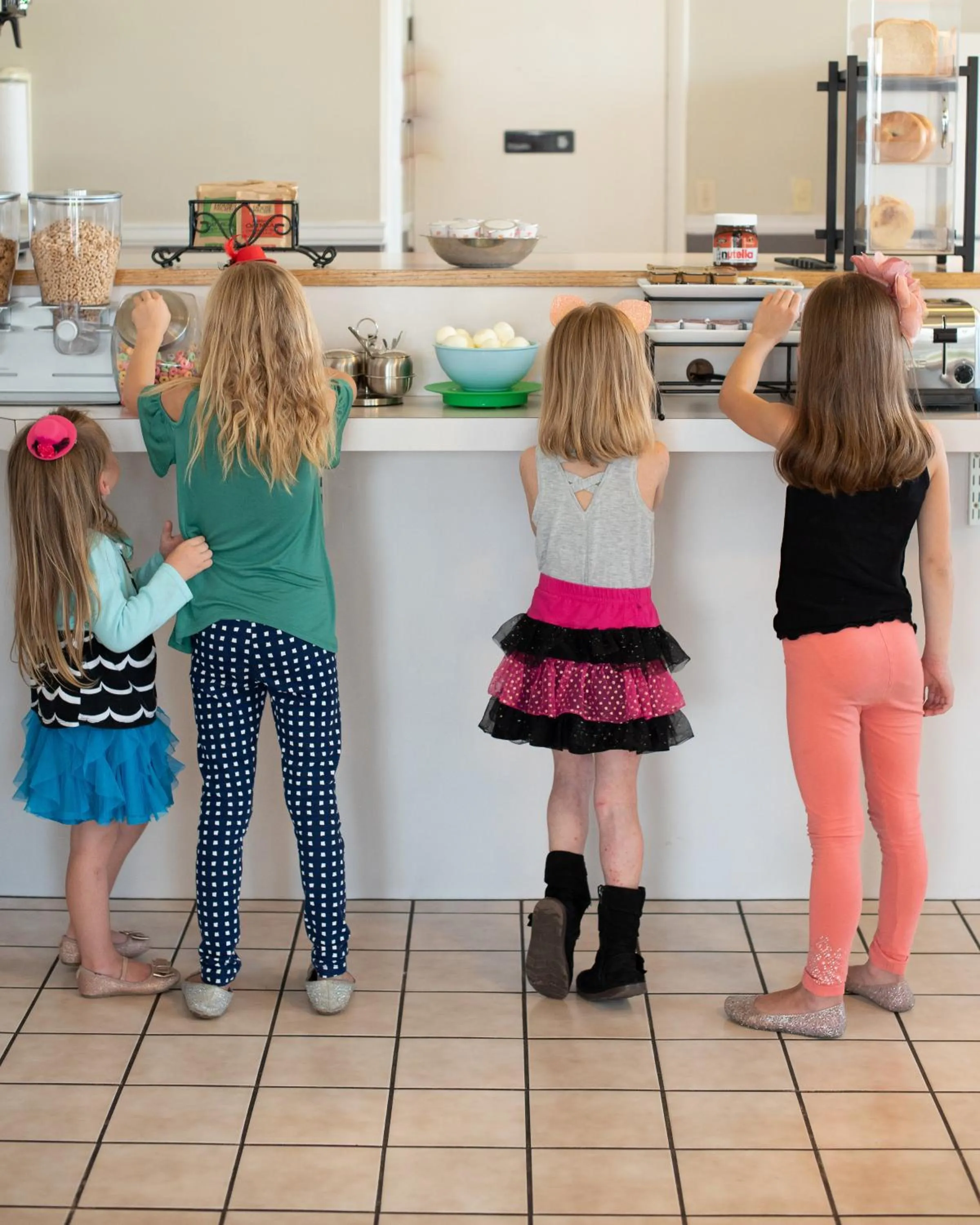 Breakfast in Silver Ridge Lodge