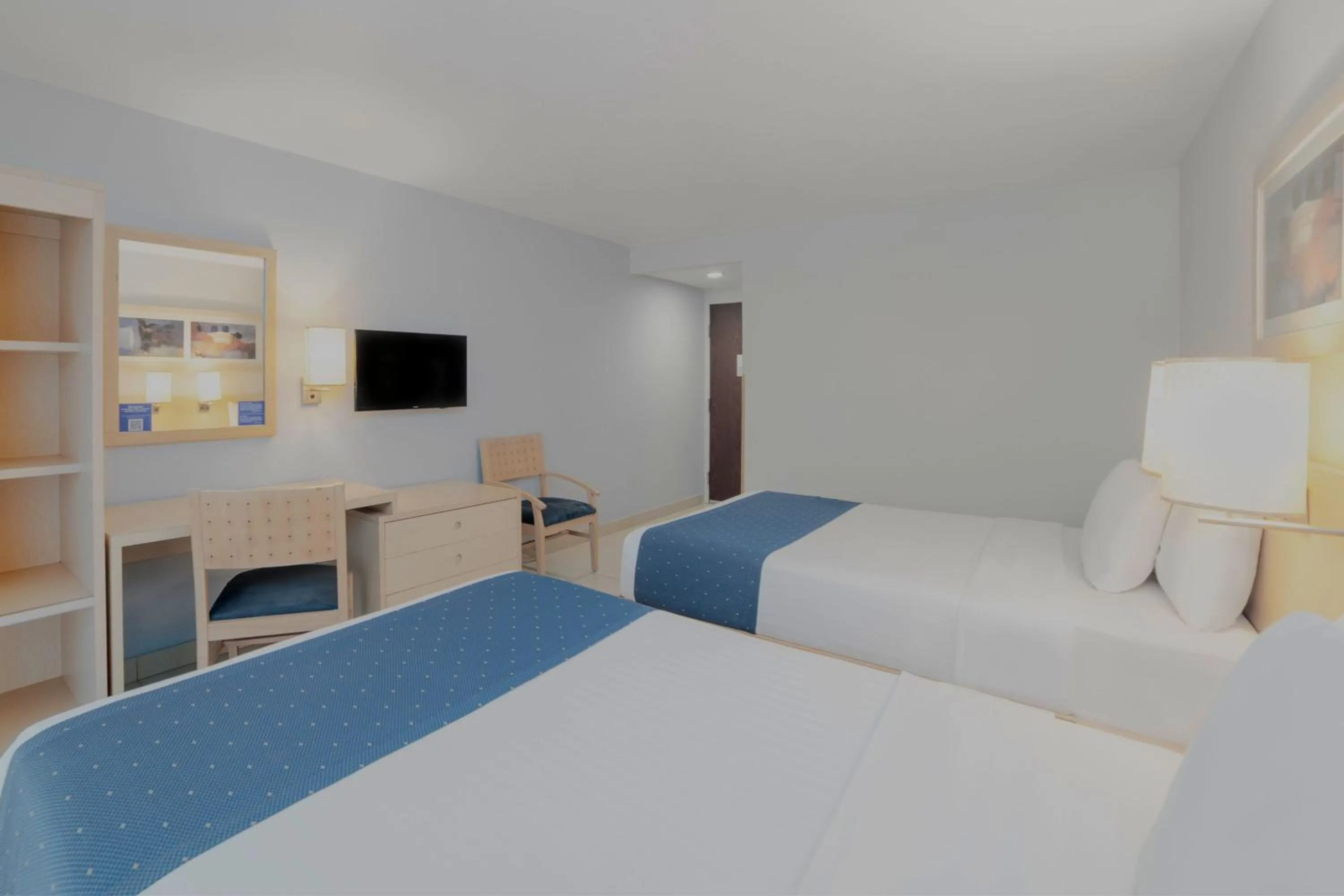 Photo of the whole room, Bed in City Express by Marriott Minatitlán