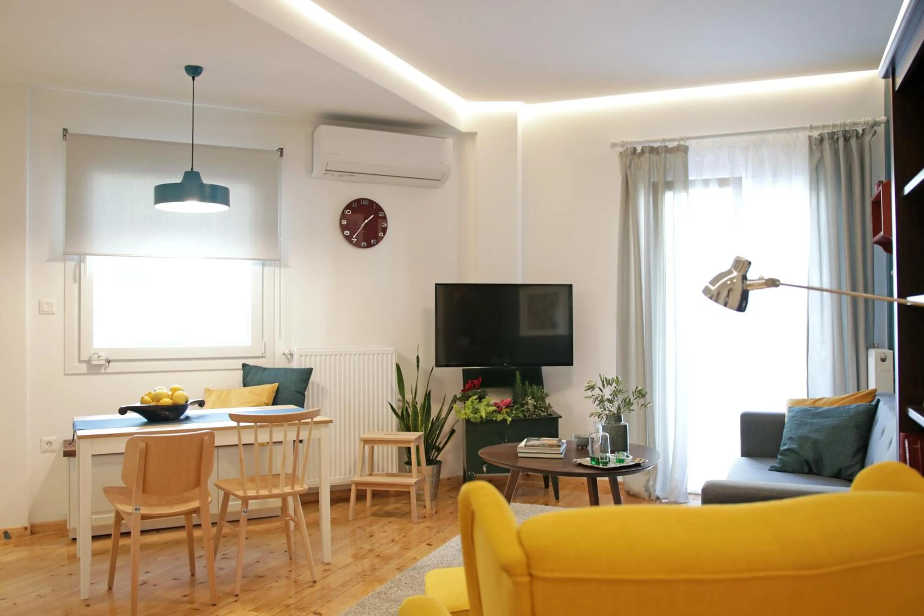 TV and multimedia in The 4 Travellers Thessaloniki