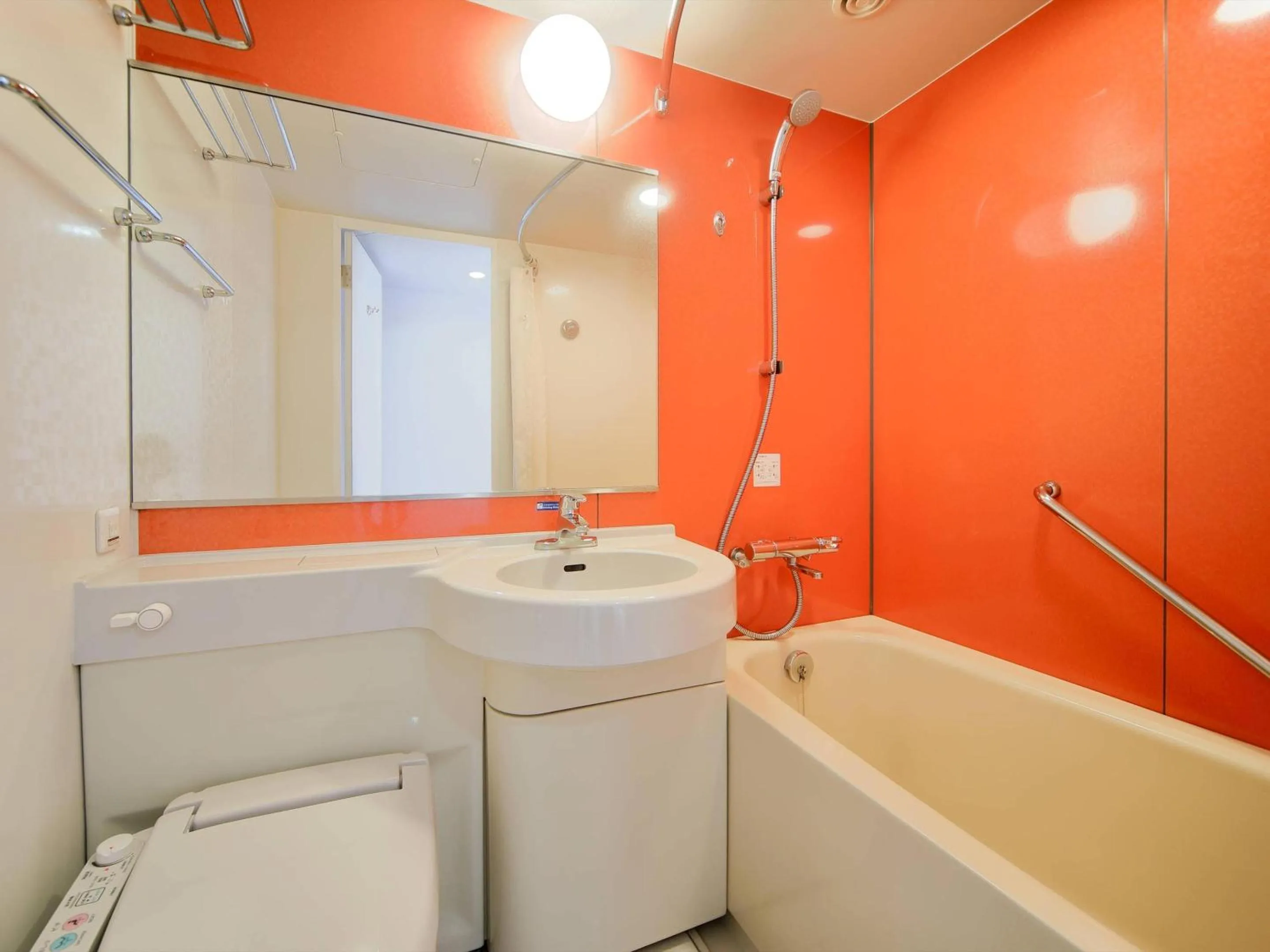 Bathroom in Comfort Inn Nagasaki Airport