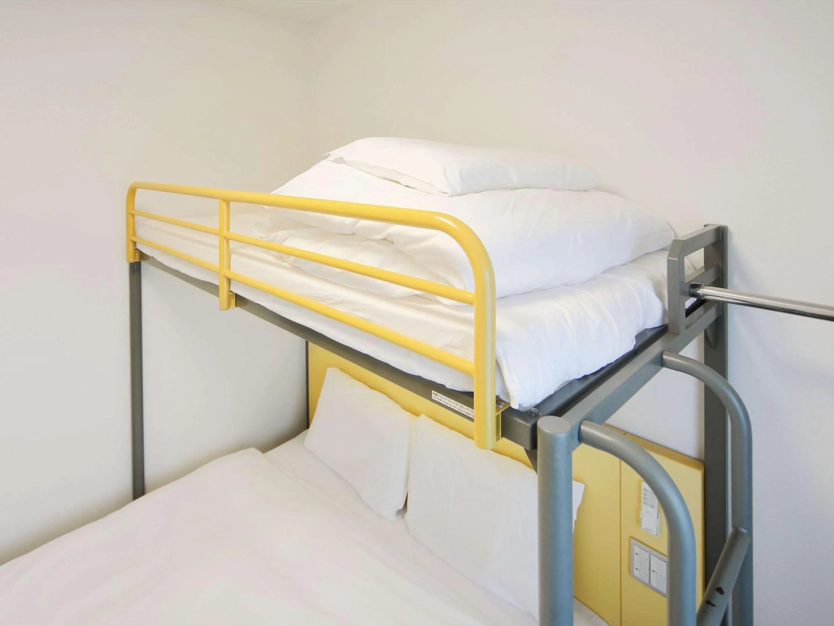 Bedroom, Bed in Chisun Inn Tosu