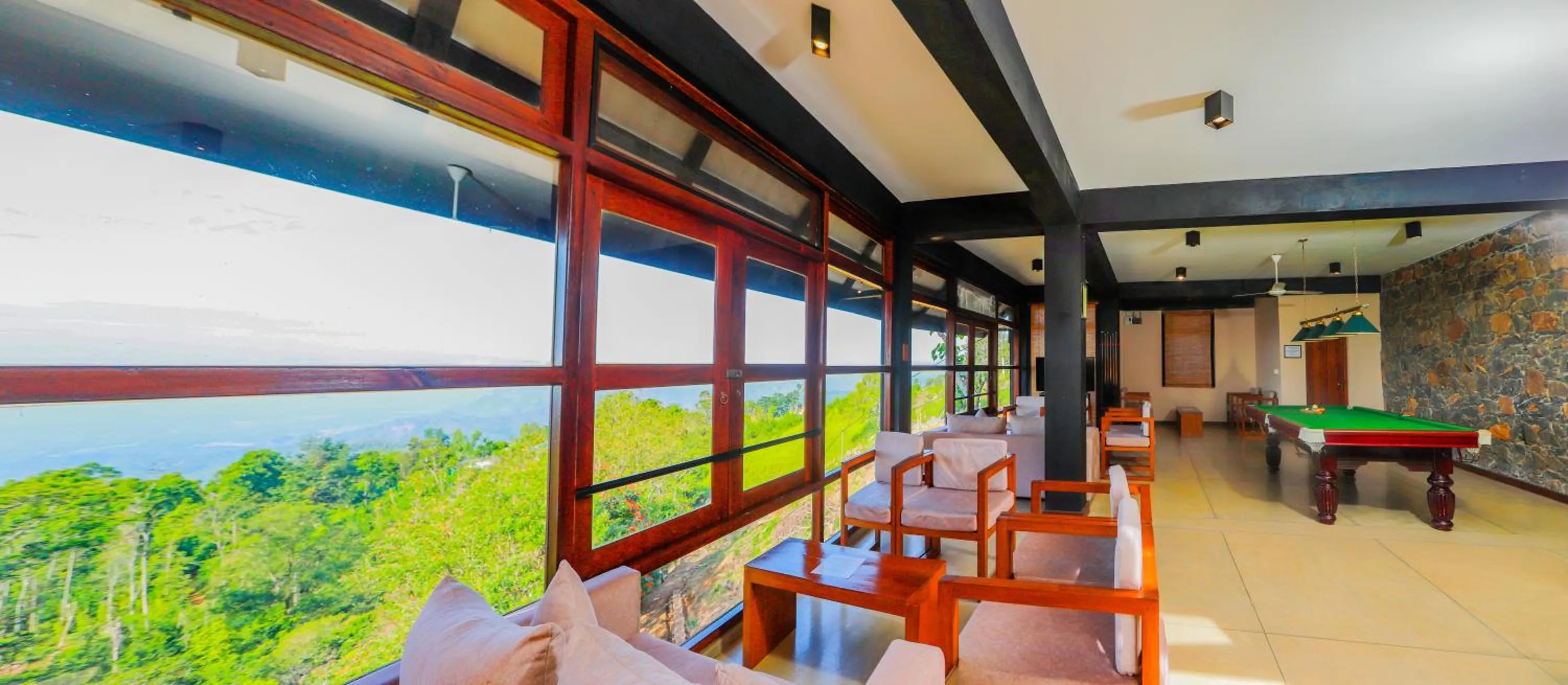 Game Room in Melheim Resort and Spa