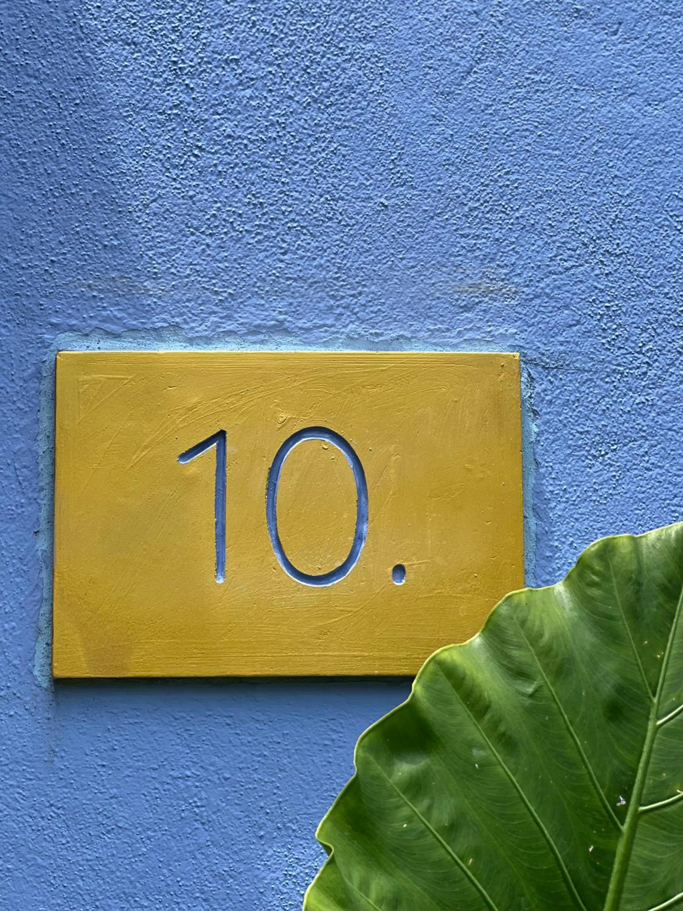 Property building in Buckingham Place