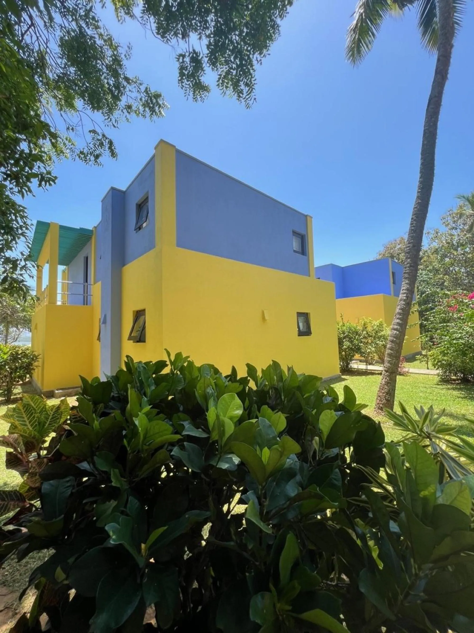 Property building in Buckingham Place