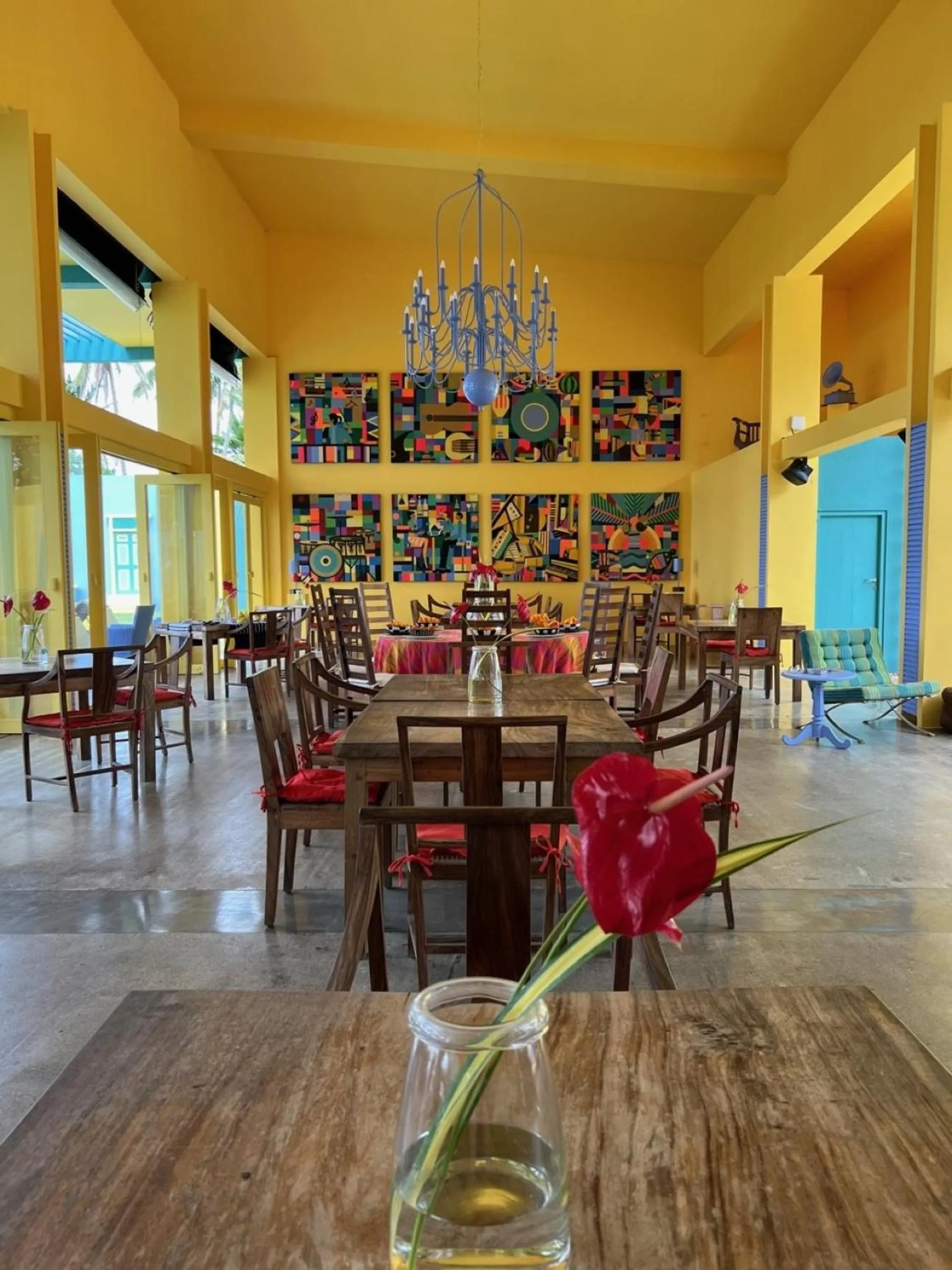 Restaurant/places to eat in Buckingham Place