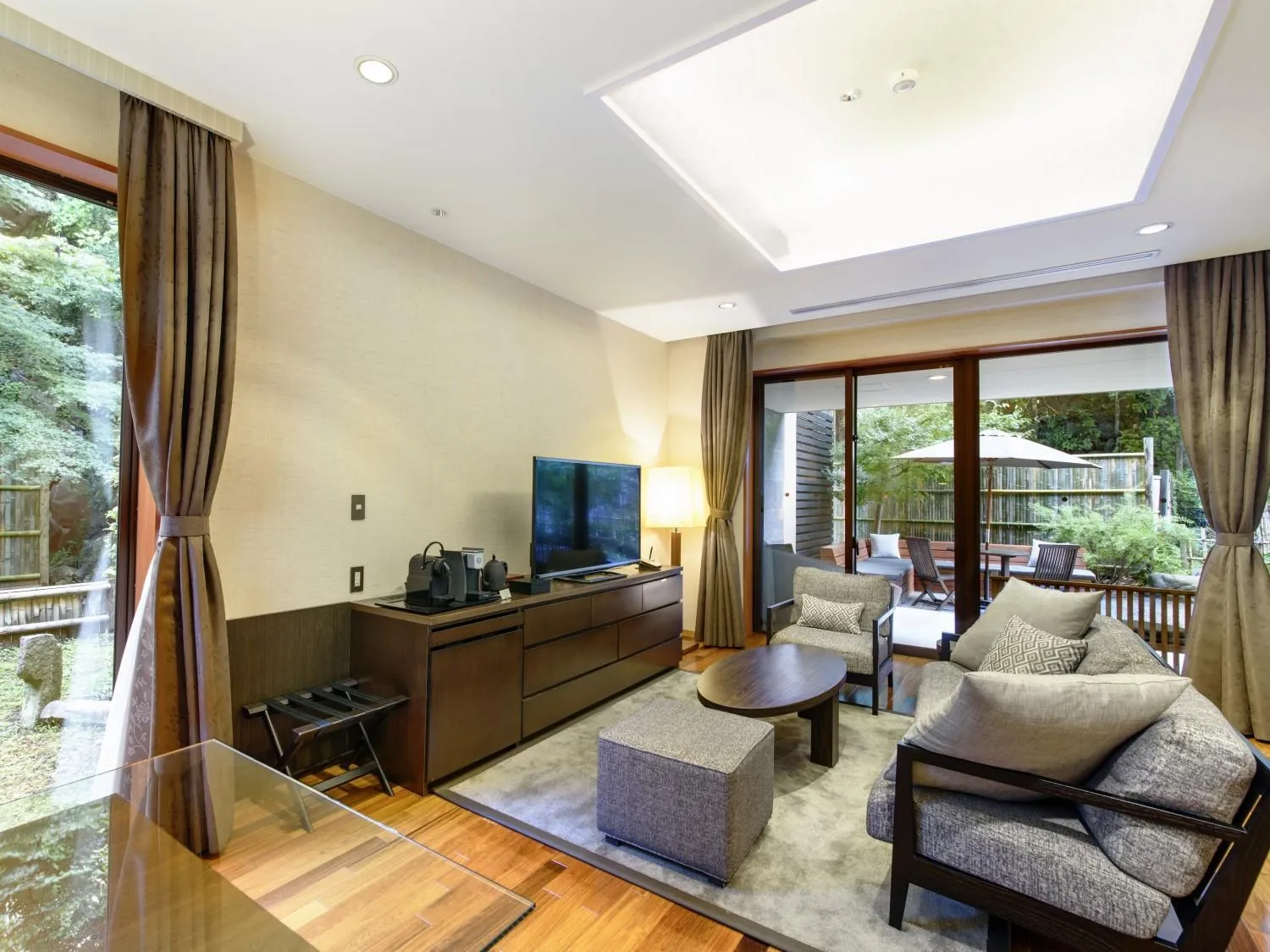 Seating area in Fufu Atami