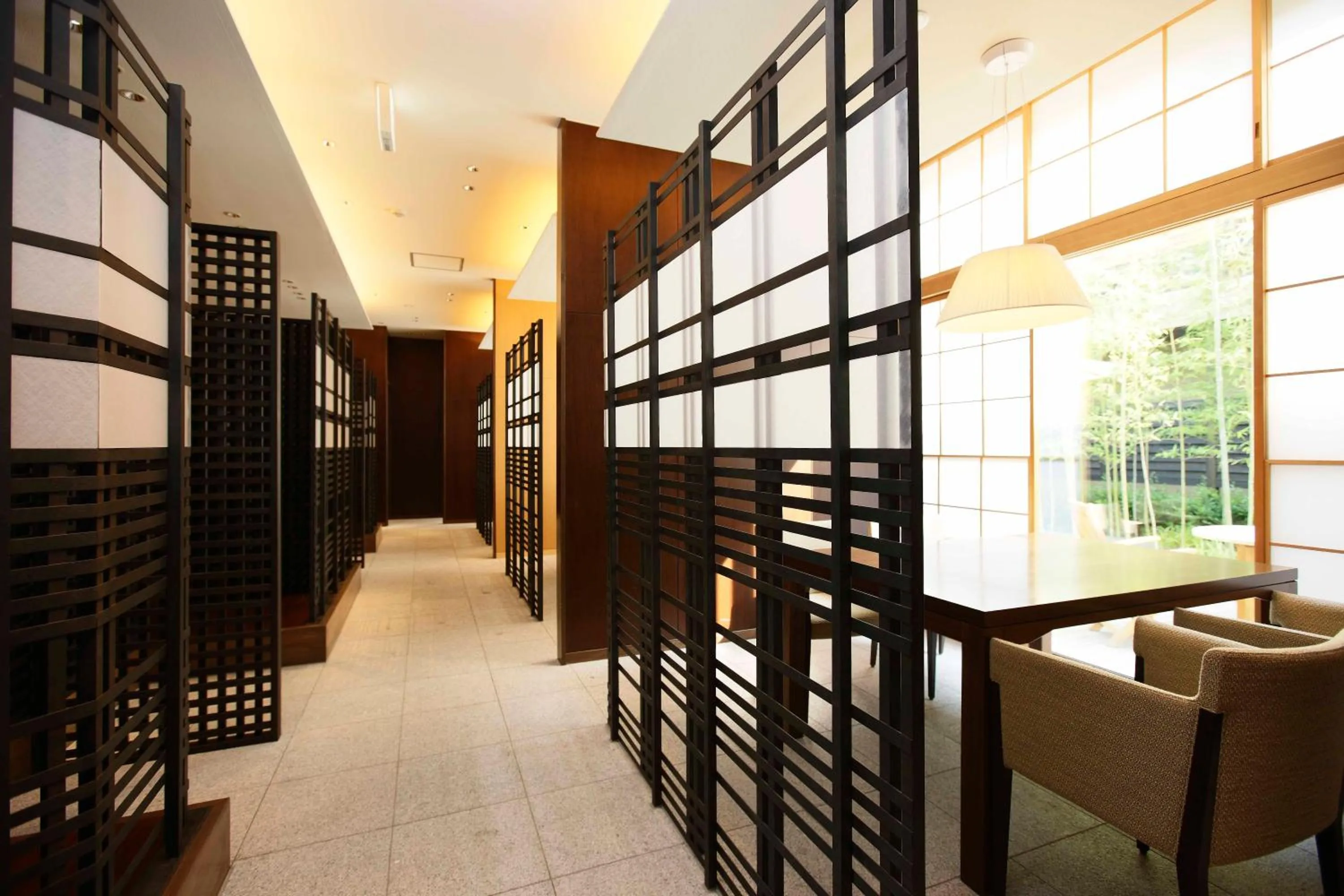 Restaurant/places to eat in Fufu Atami