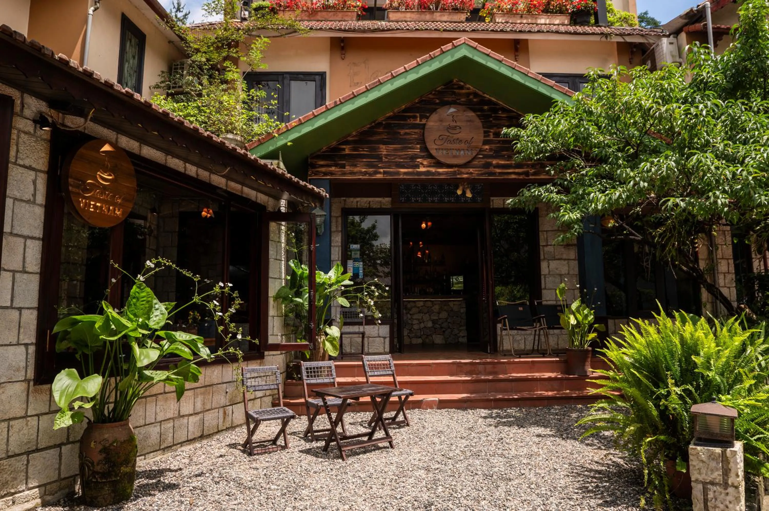 Property building in Sapa Elegance Hotel