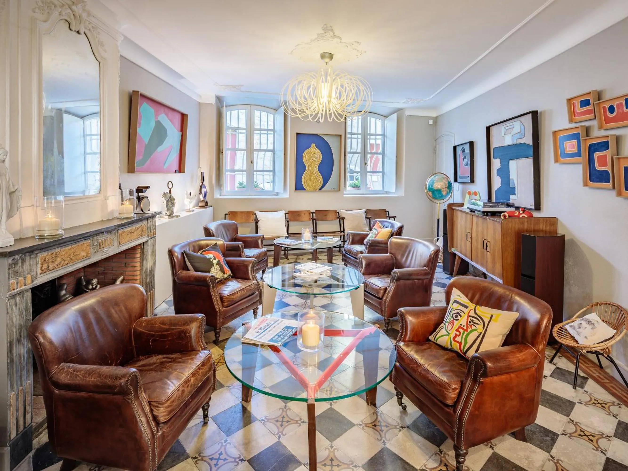 Lounge or bar in Hôtel La Suite