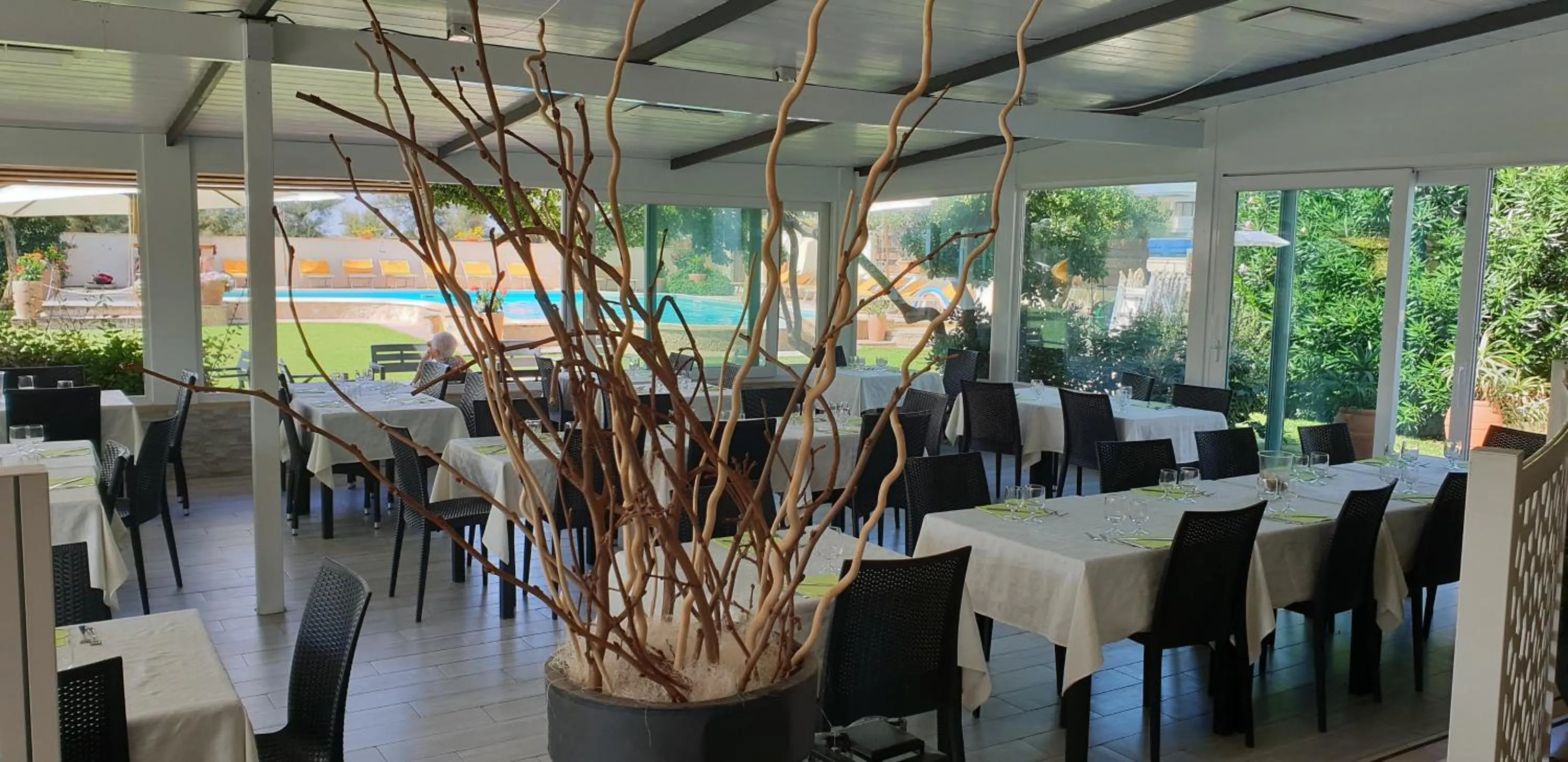 Restaurant/places to eat in Hotel Corallo