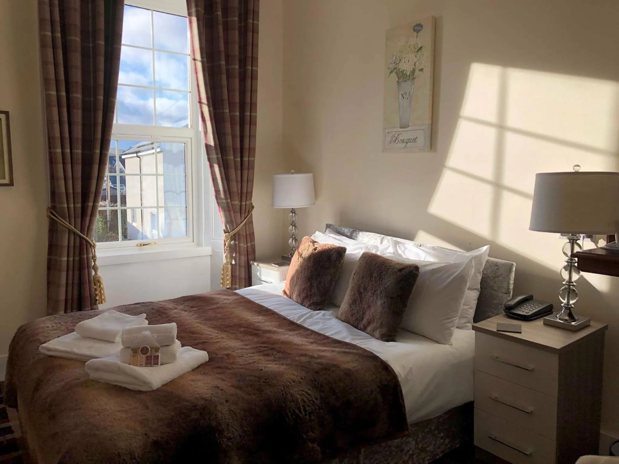 Photo of the whole room, Bed in Haughton Arms Hotel