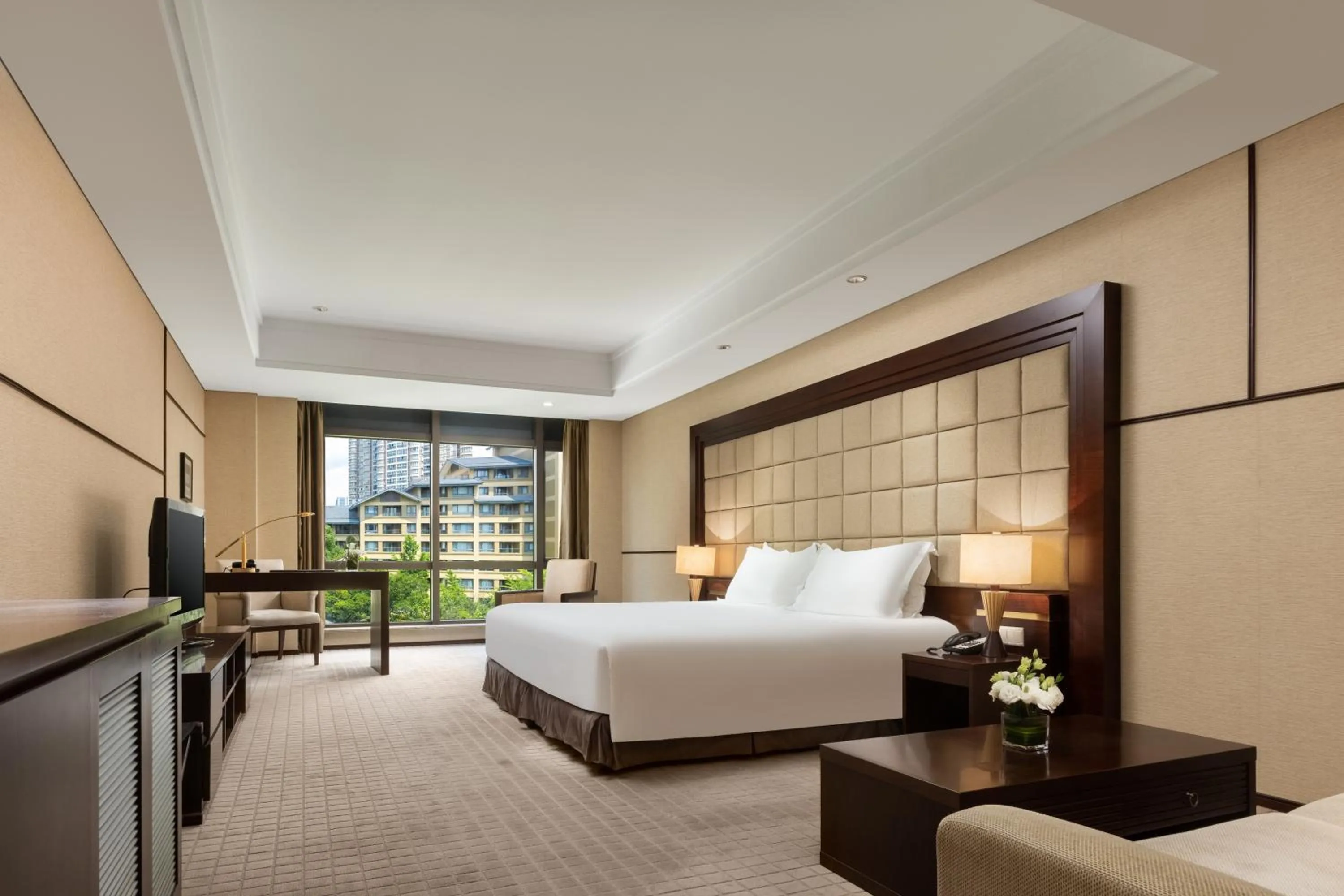 Photo of the whole room, Bed in Millennium Hotel Wuxi