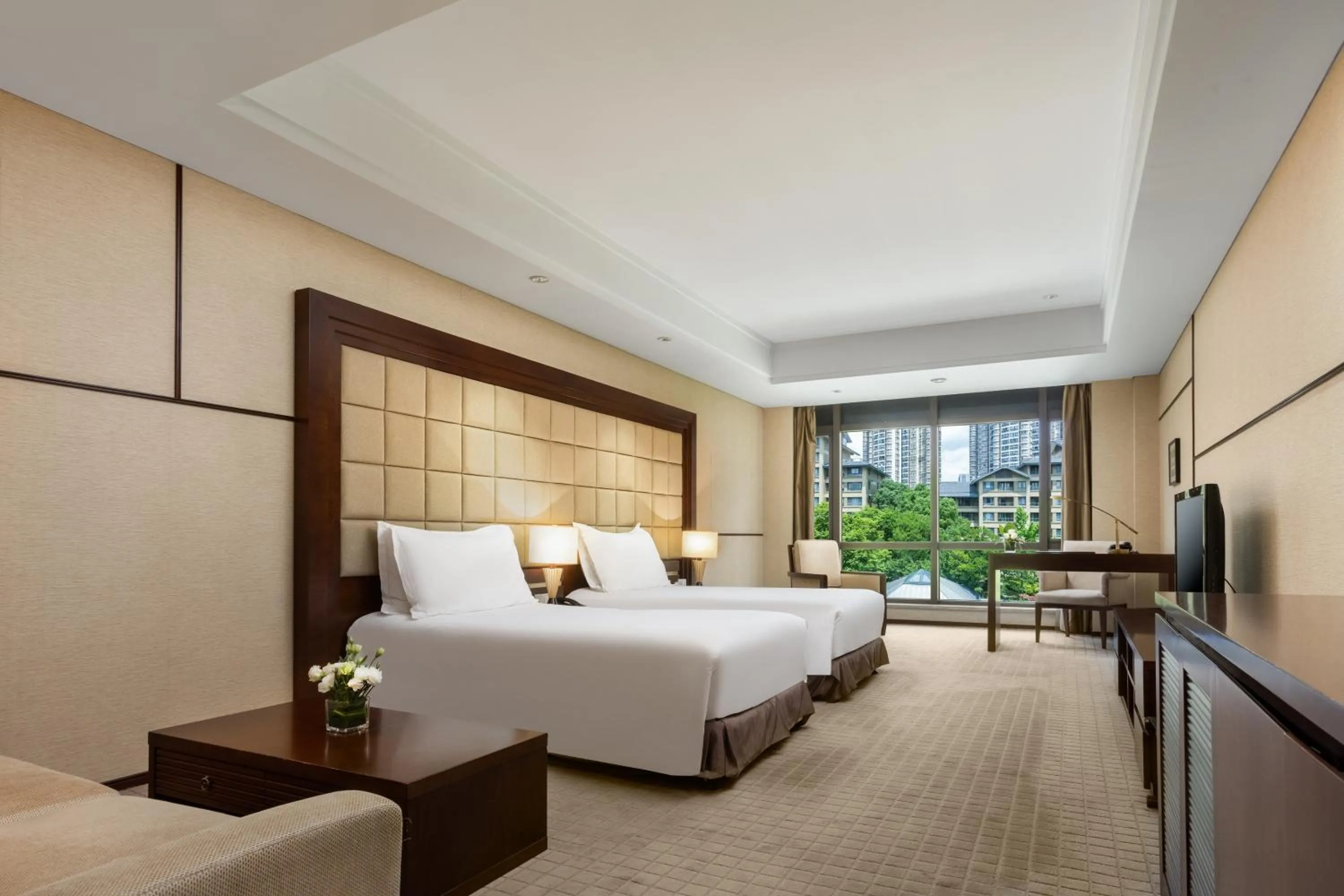 Bed in Millennium Hotel Wuxi