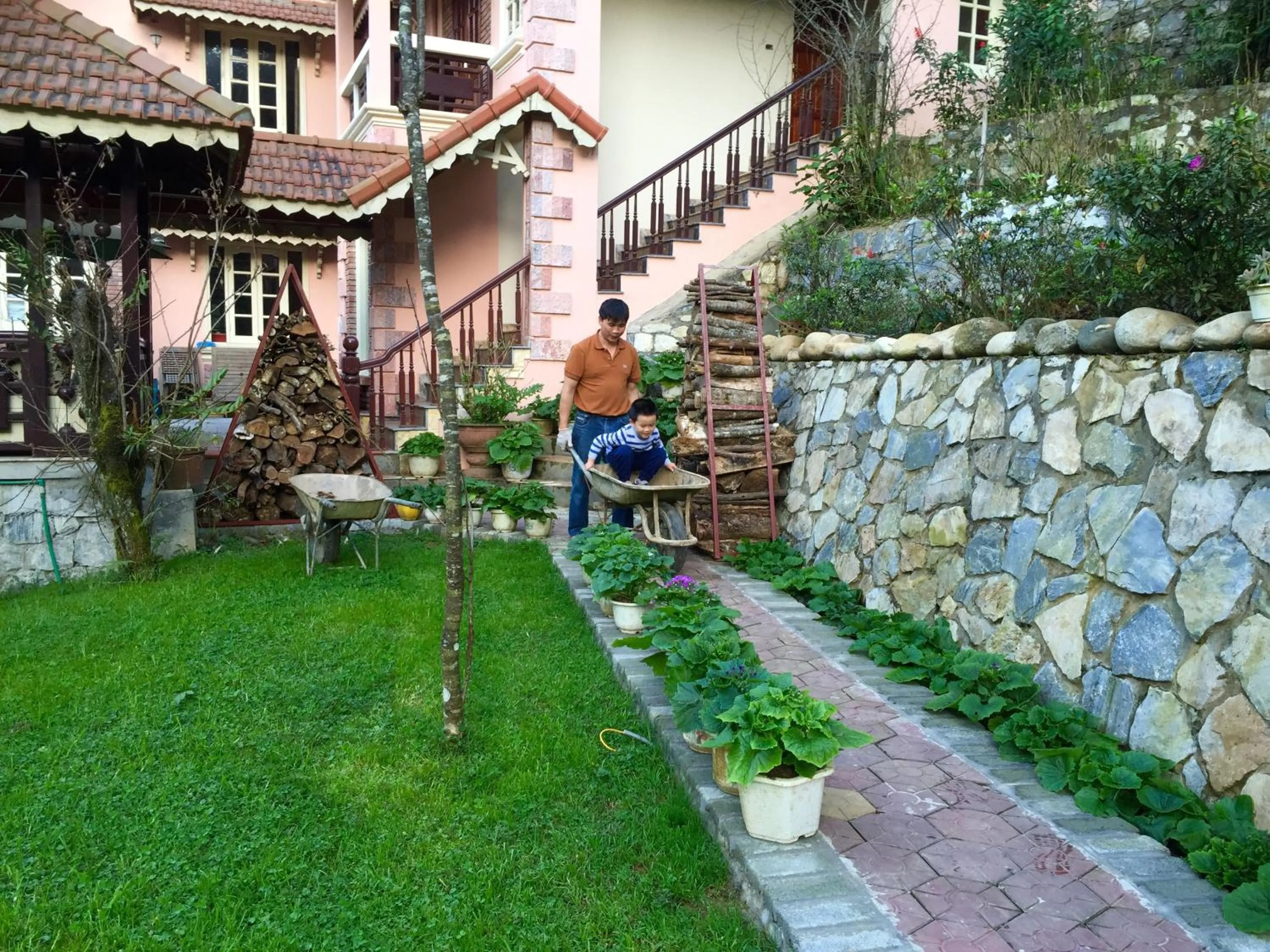 Spring in Sapa Garden Bed and Breakfast