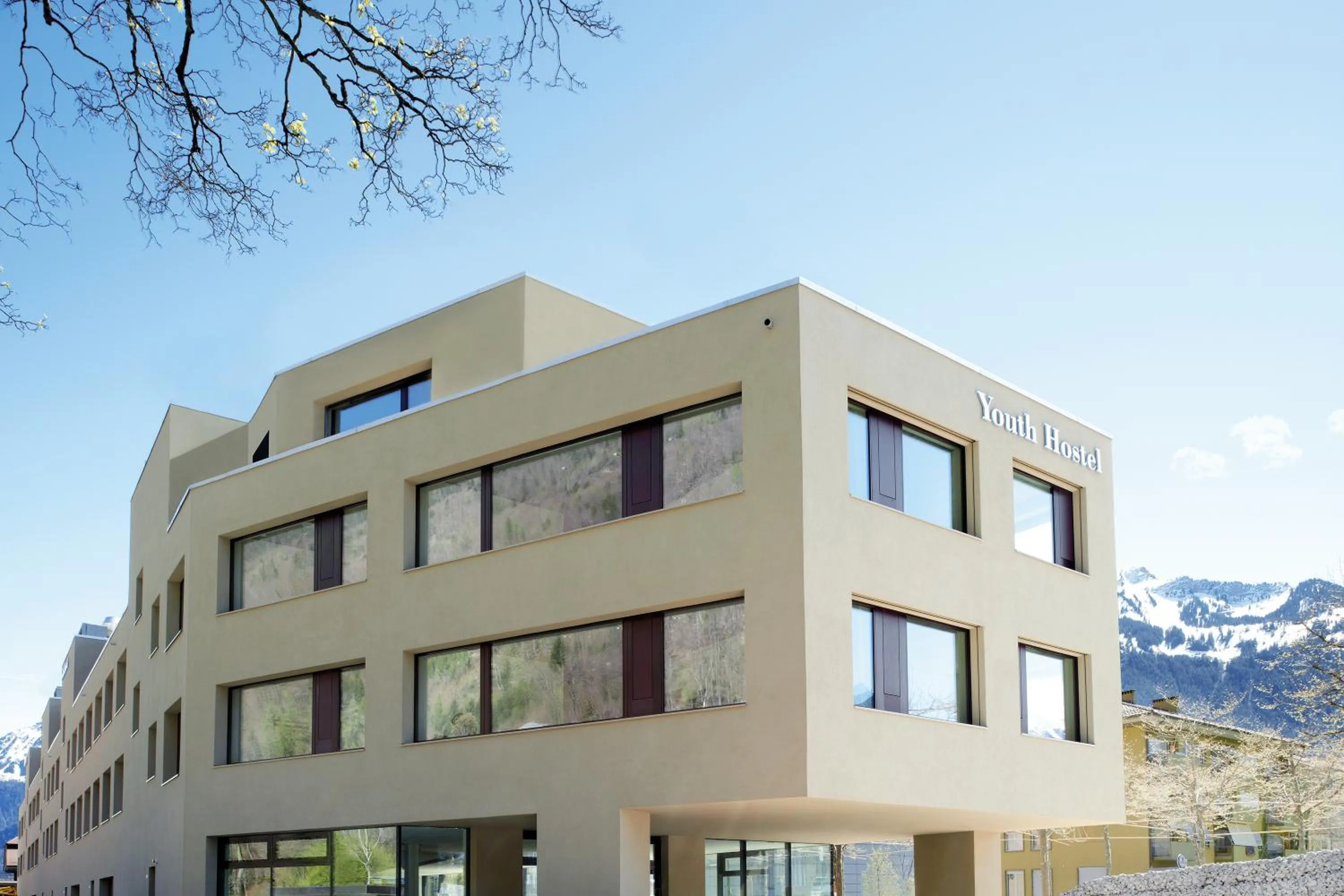 Facade/entrance in Interlaken Youth Hostel
