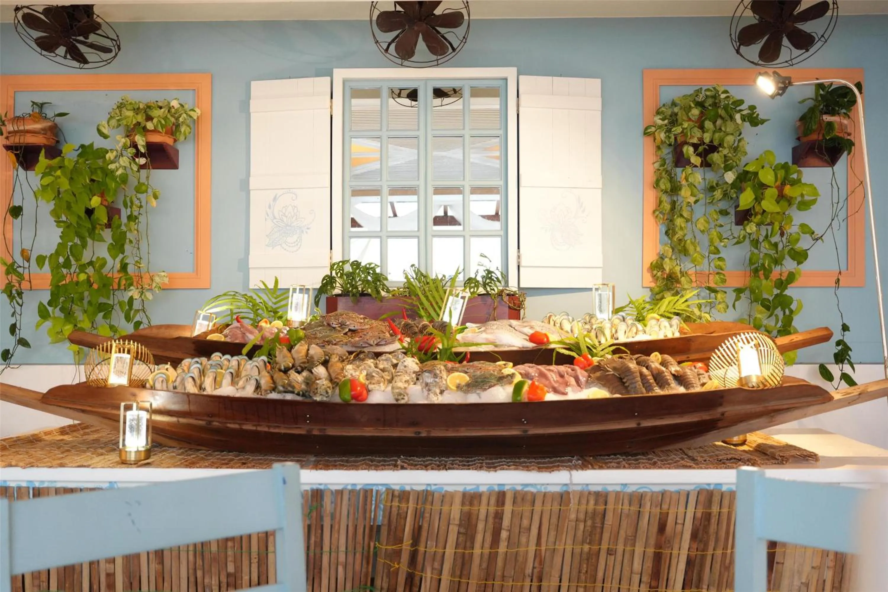 Restaurant/places to eat in Conrad Koh Samui