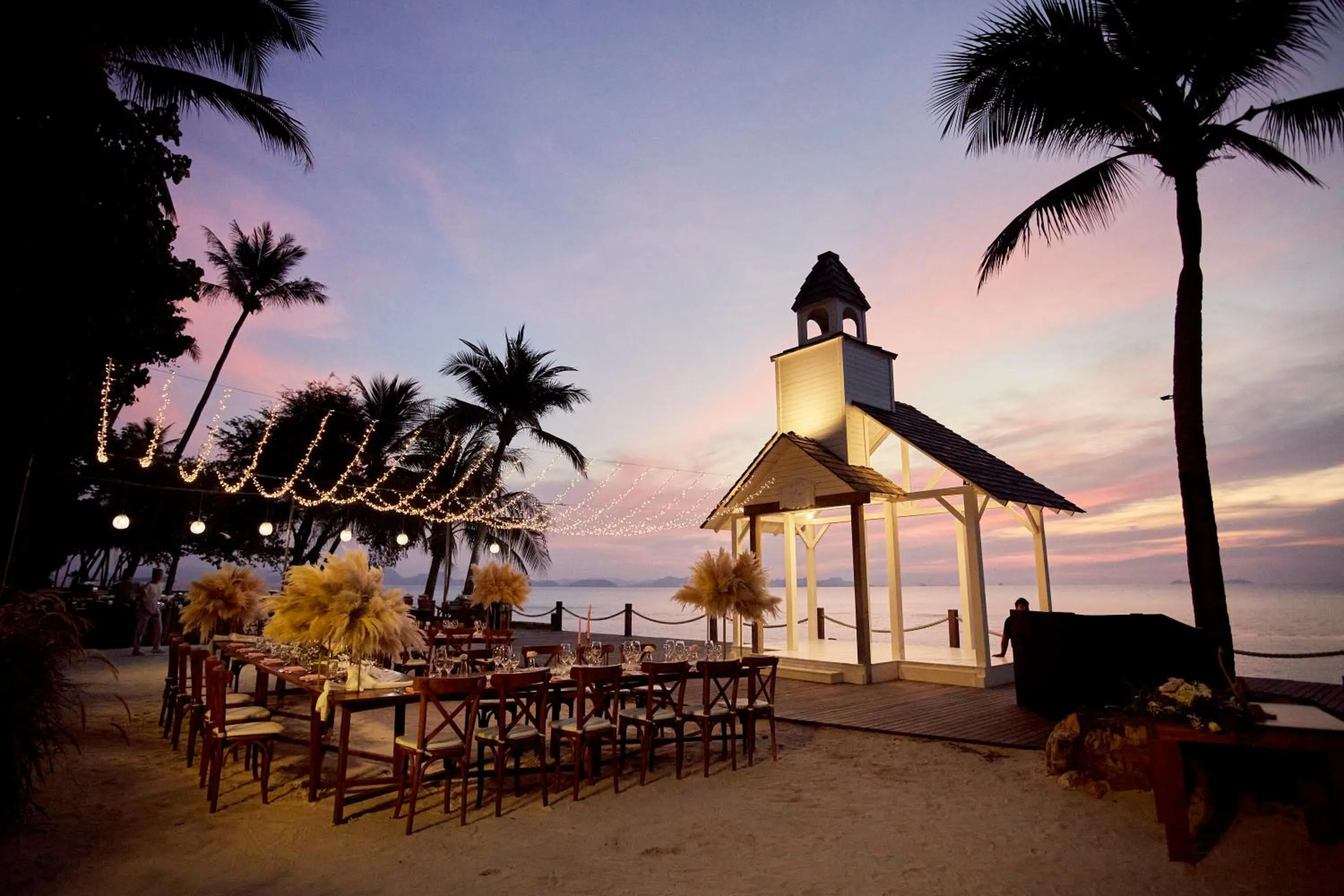 wedding in Conrad Koh Samui