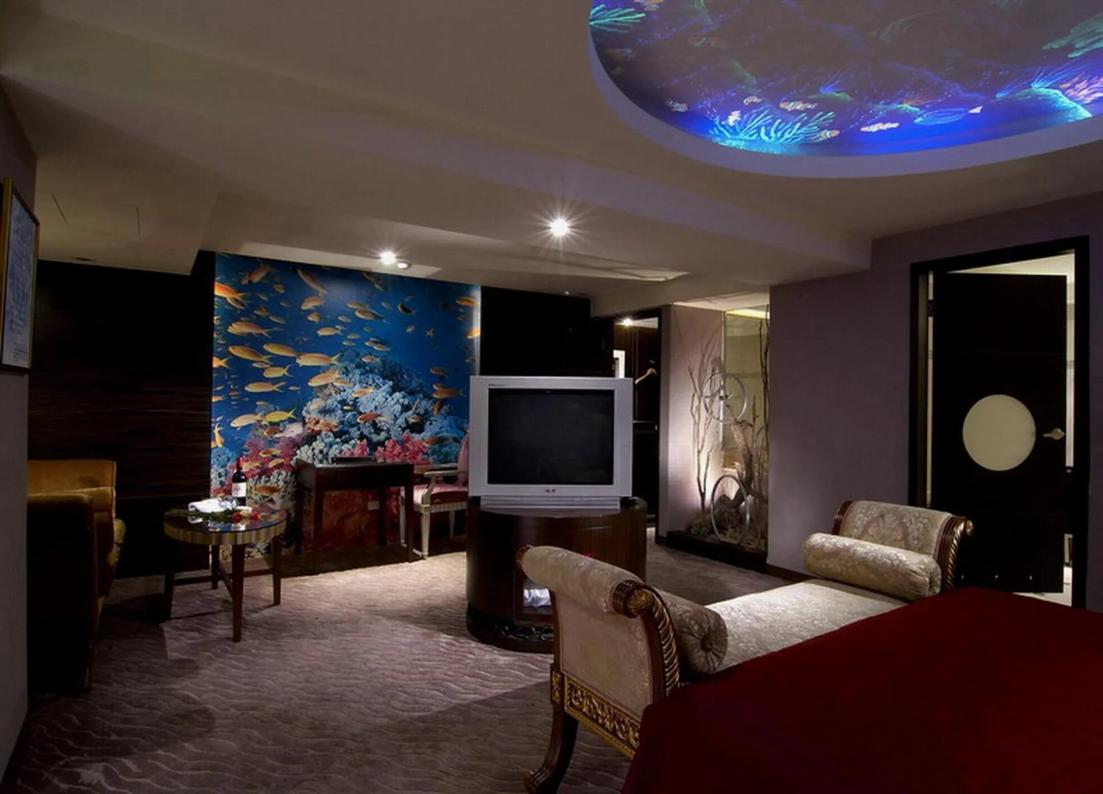 TV and multimedia in Taipei Lotty Hotel