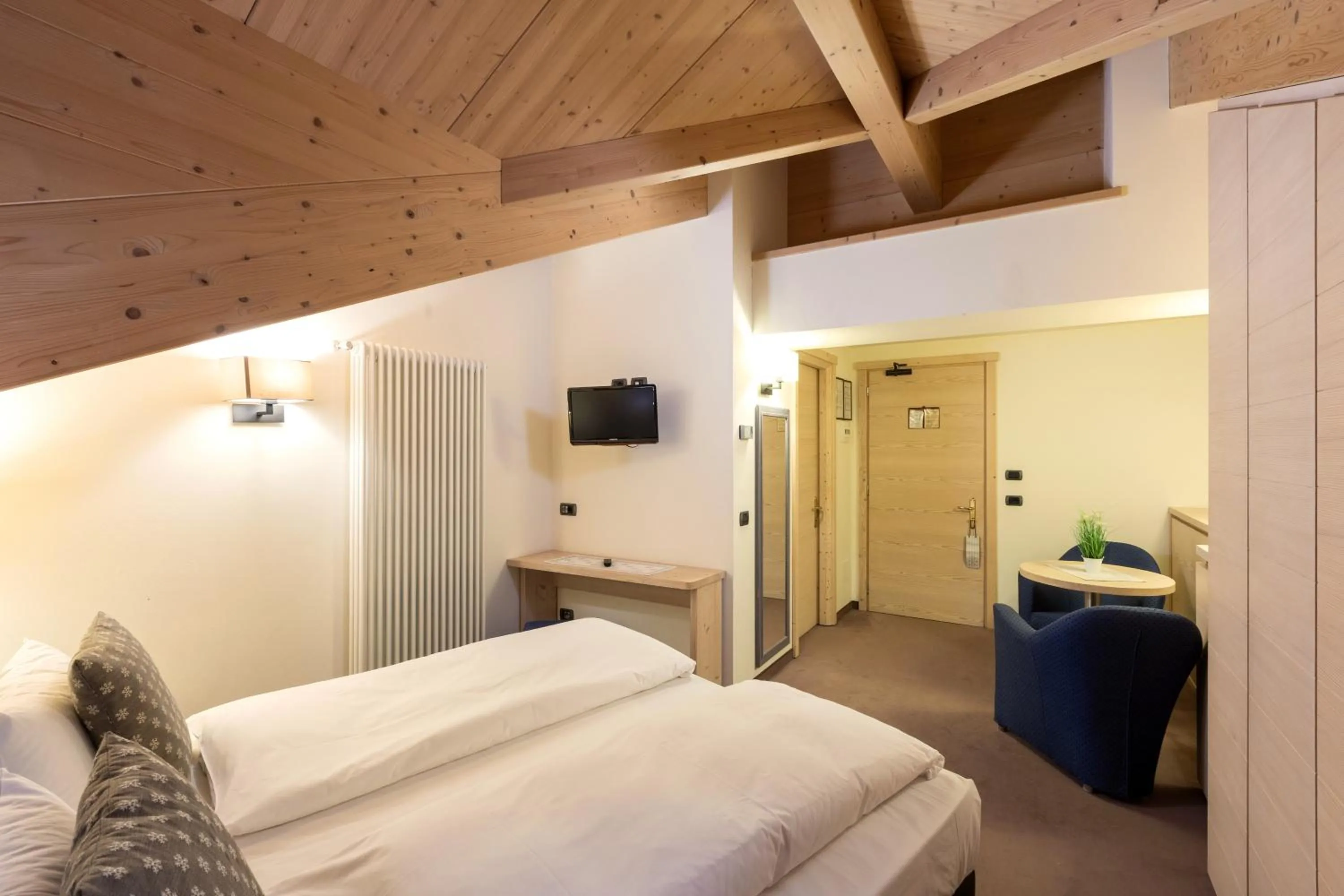 Bedroom, Bed in Hotel Cardo