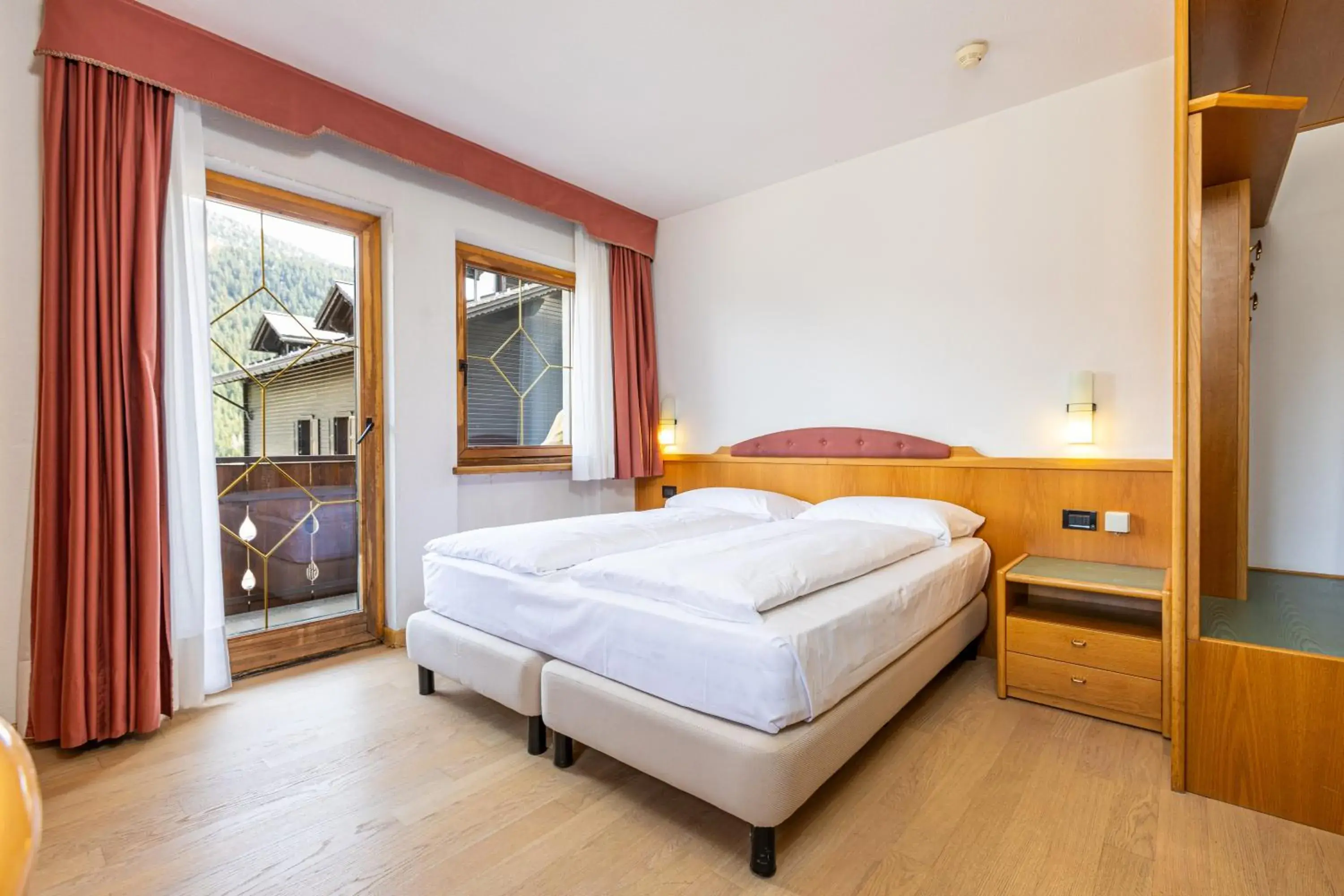 Comfort Double or Twin Room in Hotel Cardo Comfort Double or Twin Room in Hotel Cardo
