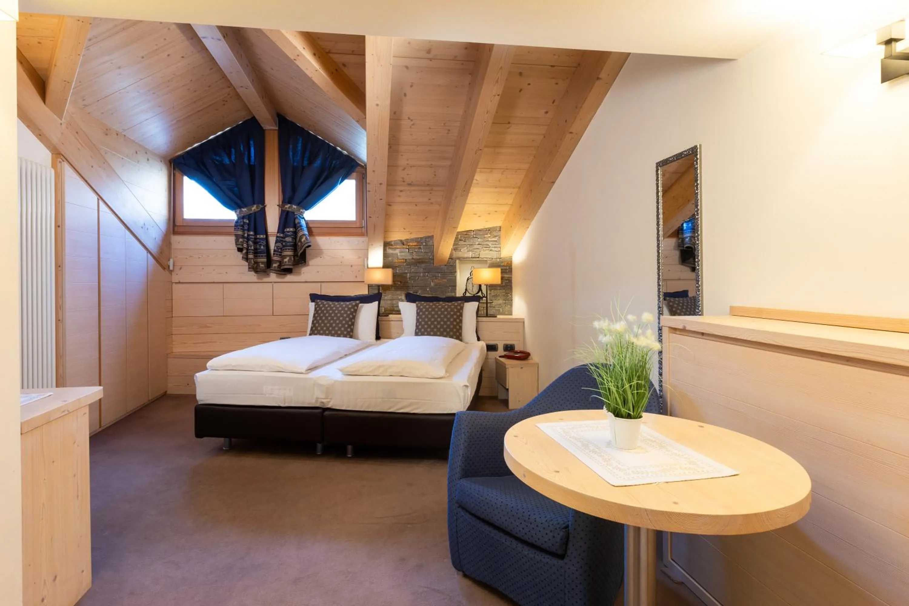 Bedroom, Bed in Hotel Cardo