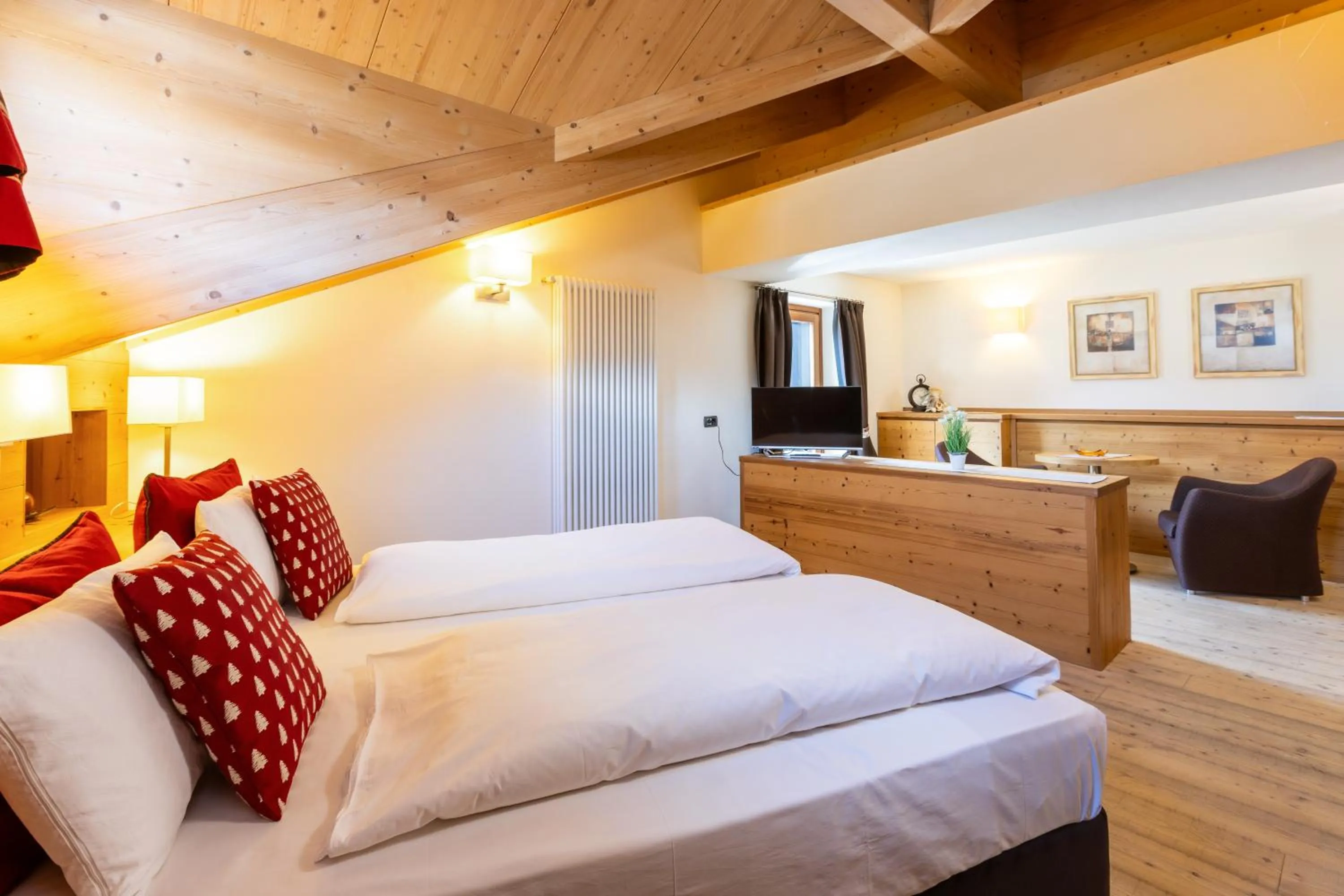 Bedroom, Bed in Hotel Cardo